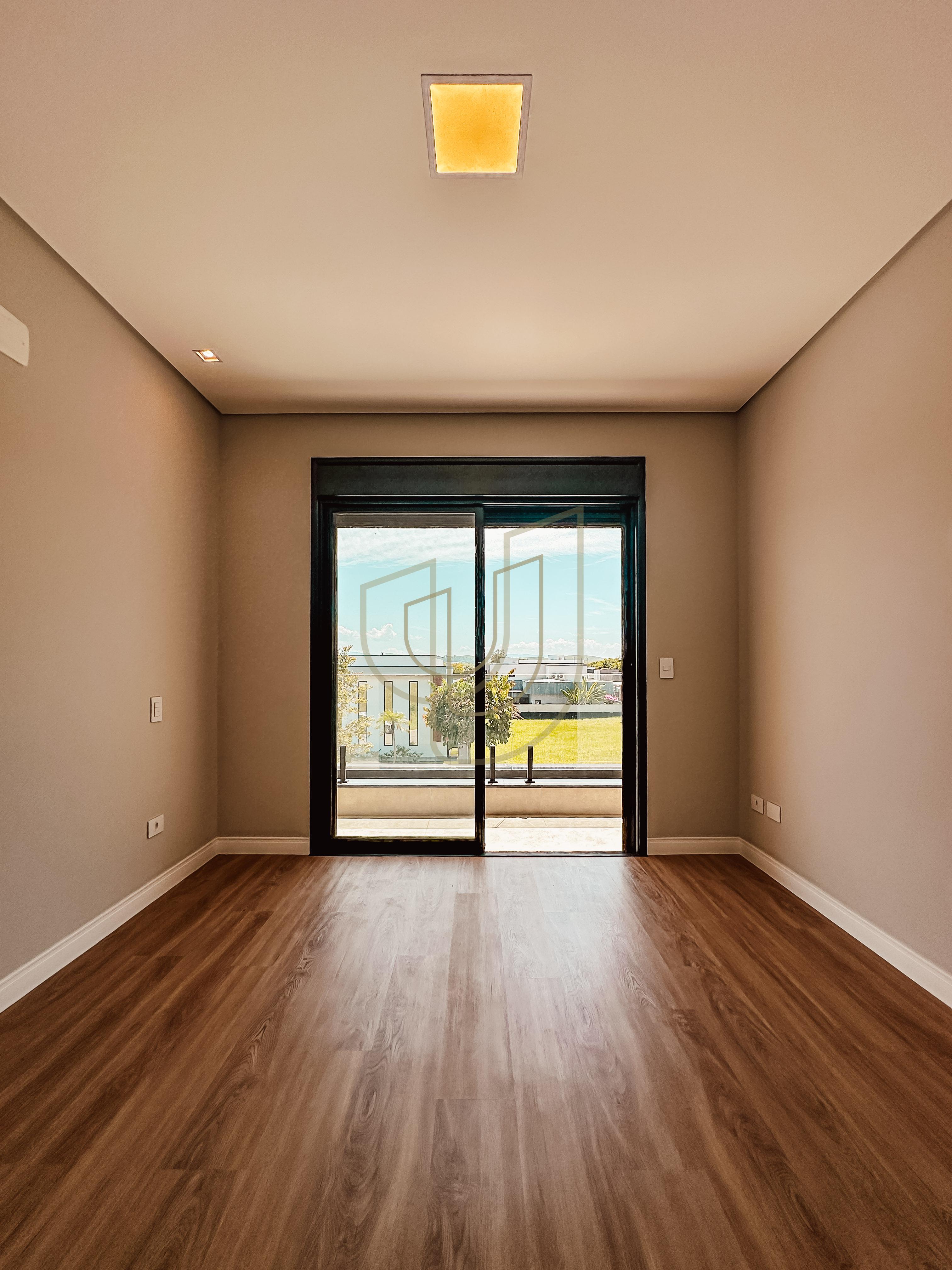 Casa com 3 su&iacute;tes no Condom&iacute;nio Mont Blanc - S&atilde;o Jos&eacute; dos Campos/SP Rua Doutor Gaspare Jesus de Martini São José dos Campos - 