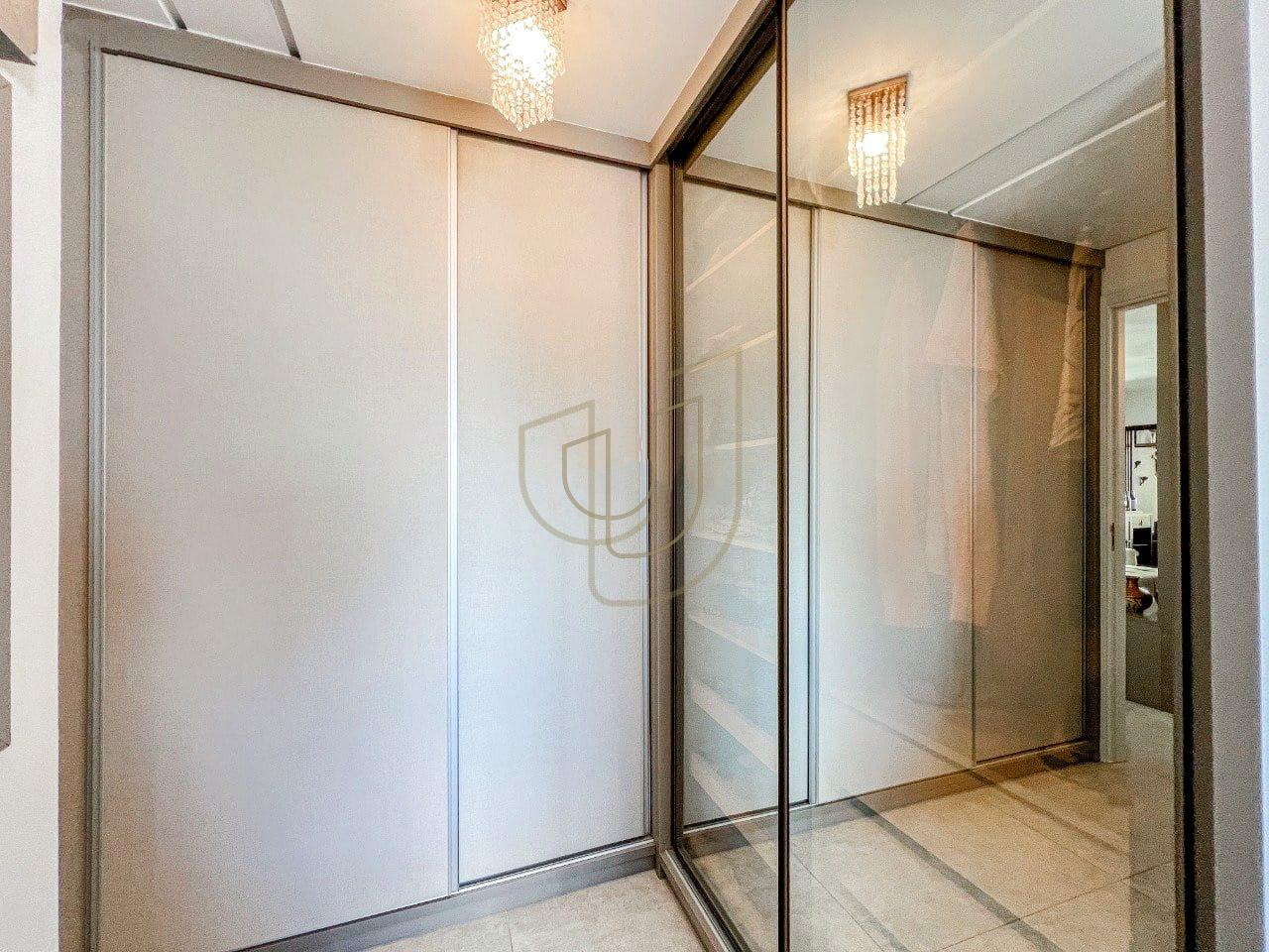 Apartamento com 2 Dormit&oacute;rios no Edif&iacute;cio Mayfair - Vila Adyana Rua Santa Clara São José dos Campos - 