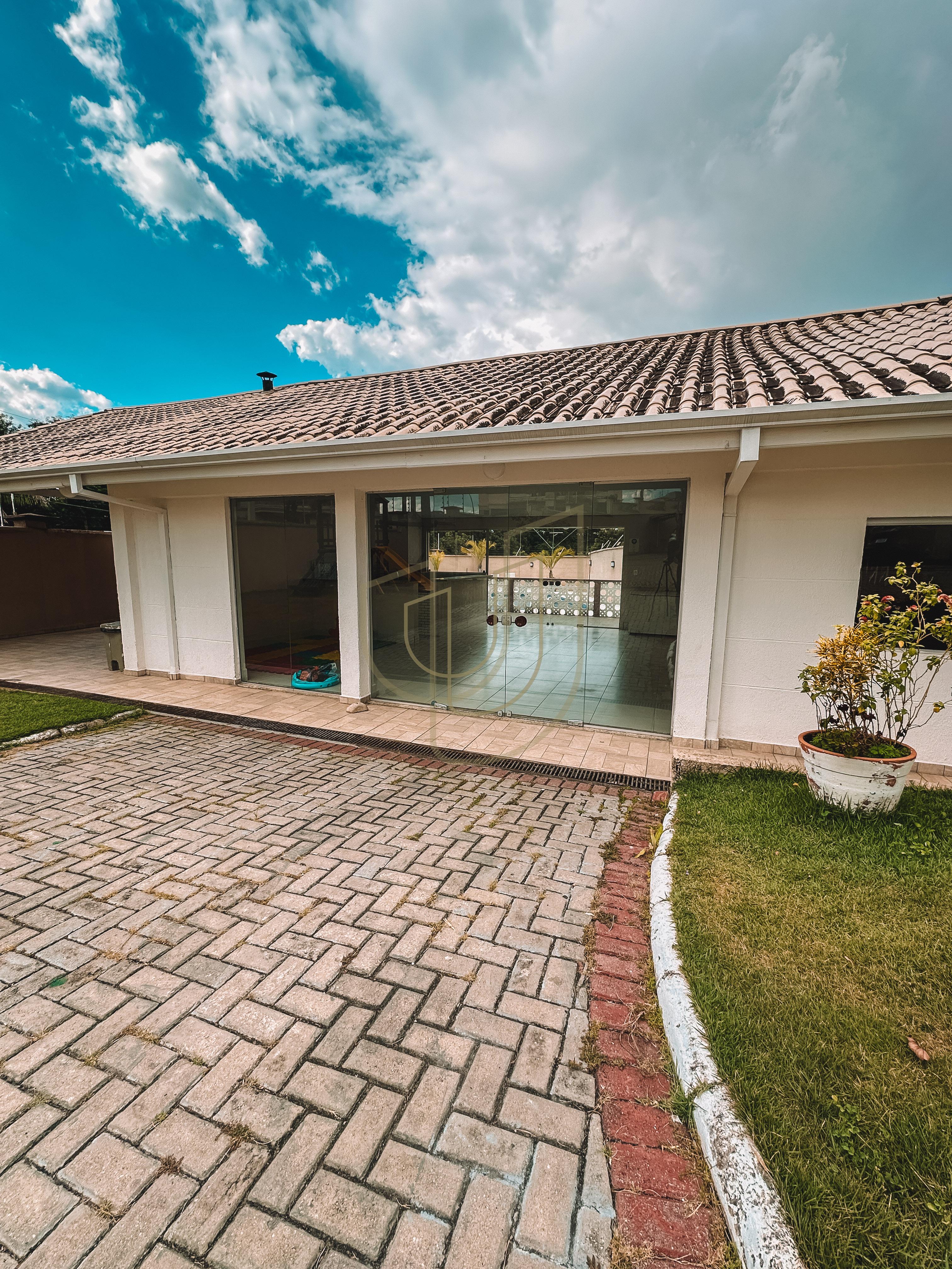 Sobrados com su&iacute;te no Condom&iacute;nio Dei Fiori - Urbanova Avenida Carlos Alberto Ribeiro de Souza São José dos Campos - 