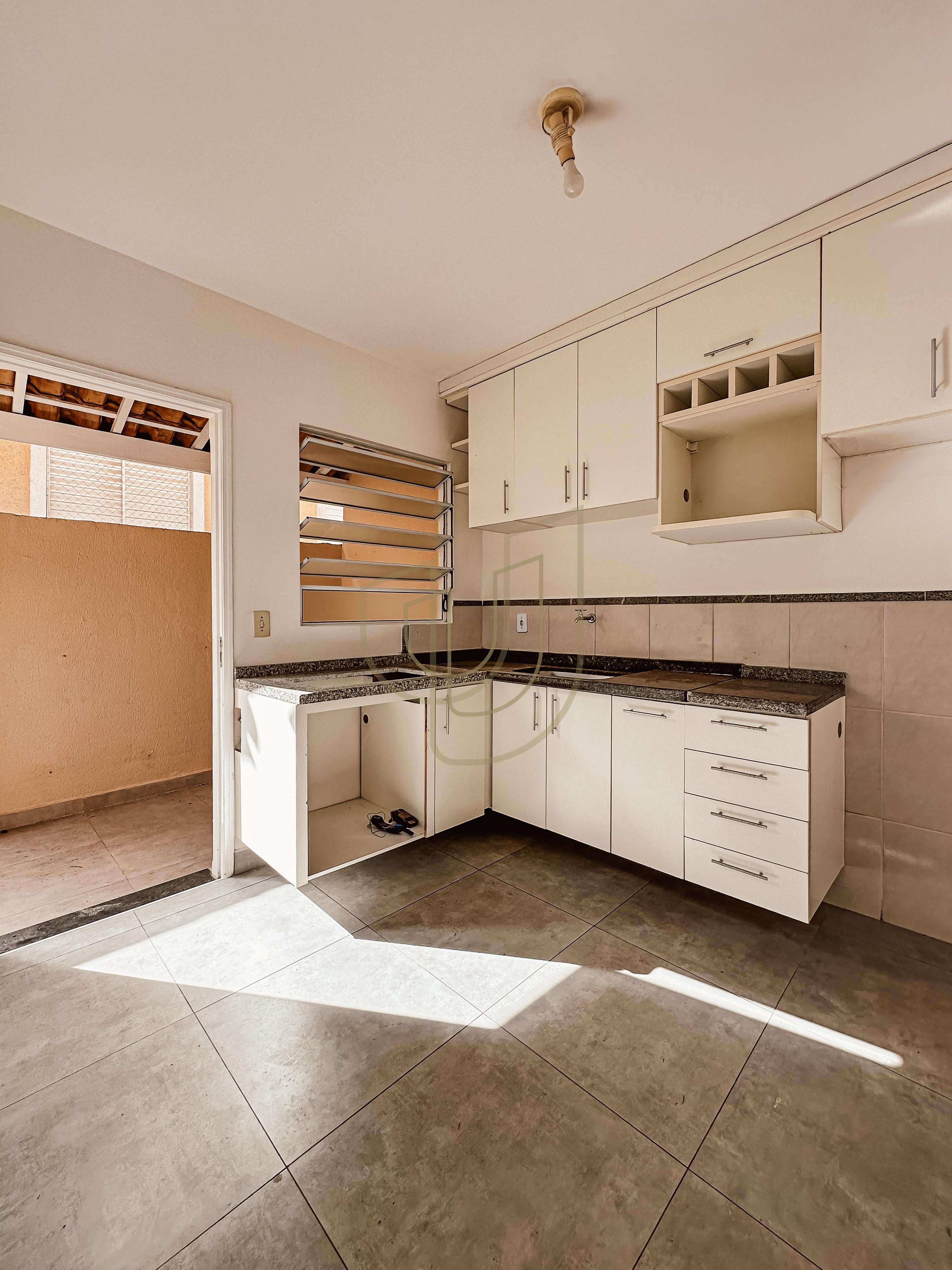 Sobrados com su&iacute;te no Condom&iacute;nio Dei Fiori - Urbanova Avenida Carlos Alberto Ribeiro de Souza São José dos Campos - 