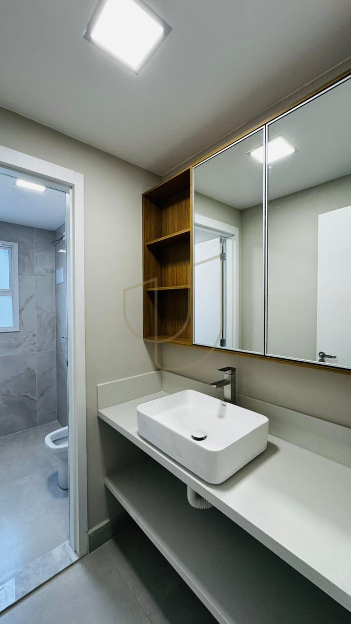 Apartamento com 3 Dormit&oacute;rios no Condom&iacute;nio Blue View Rua Doutor Alberto Miguel Roman São José dos Campos - 