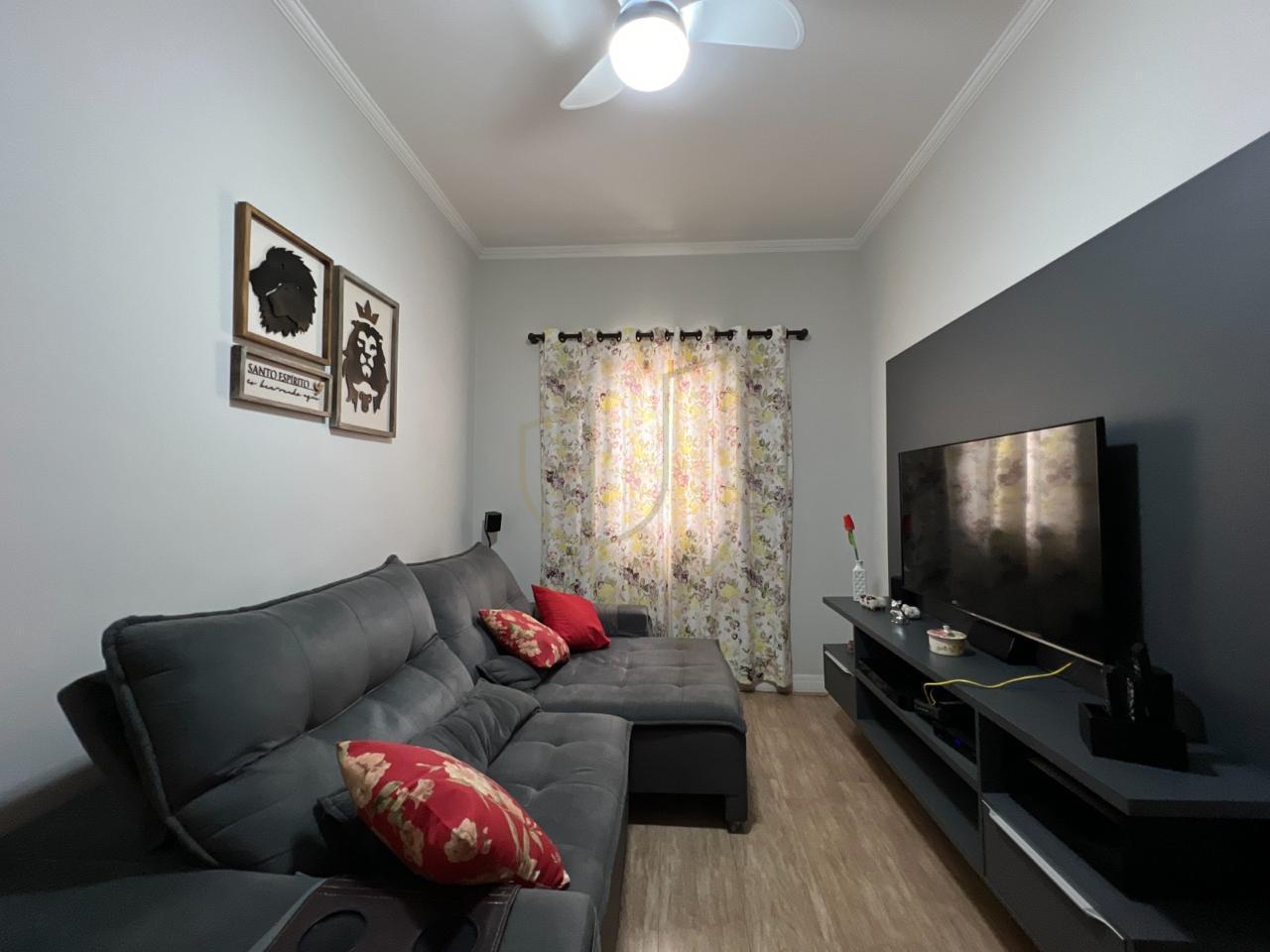 Casa com 3 Dormit&oacute;rios e 140m&sup2; no Vila Branca  Jacareí - 