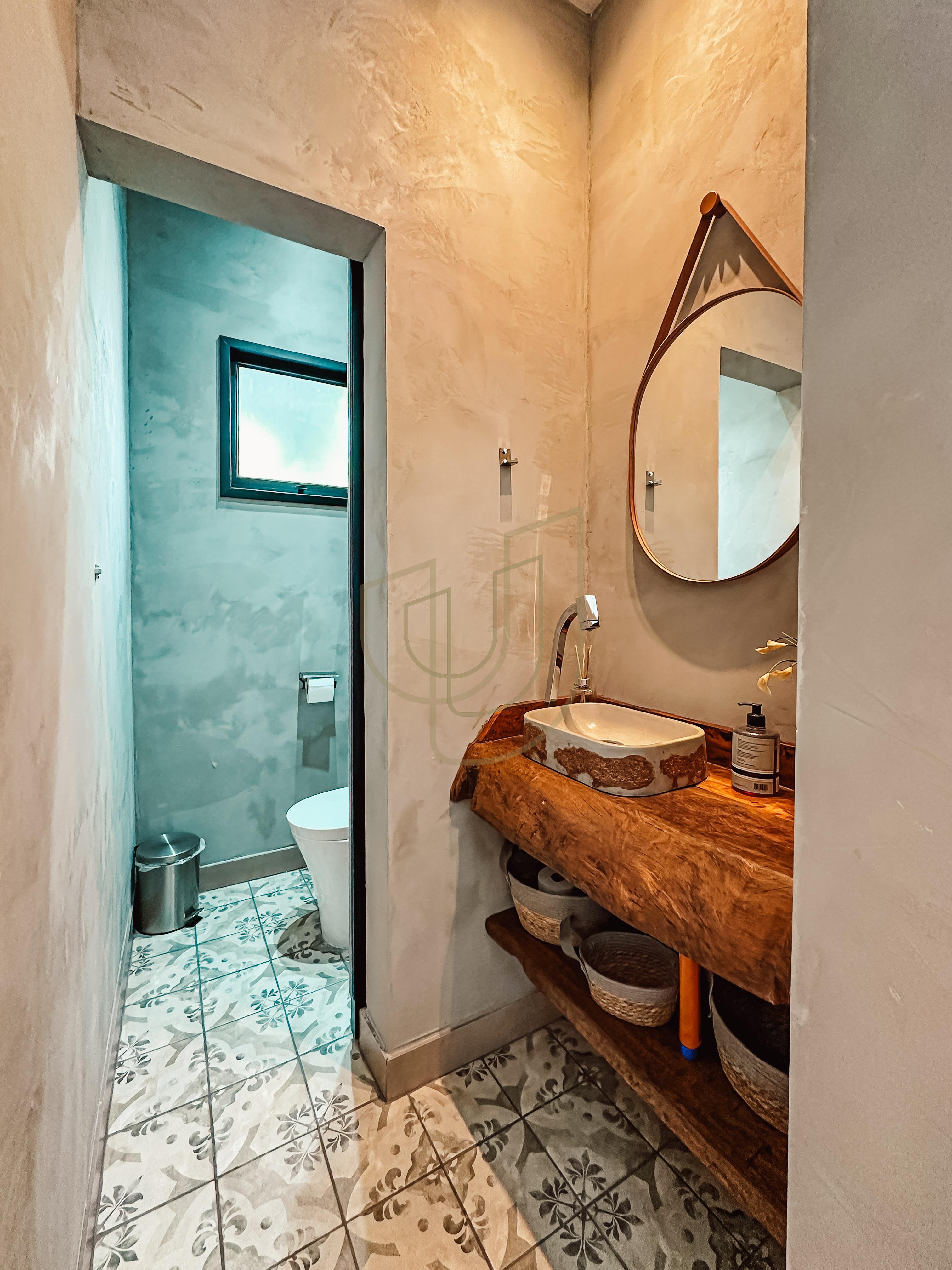 Casa T&eacute;rrea com 3 Su&iacute;tes no Condom&iacute;nio Jardim das Colinas  São José dos Campos - 