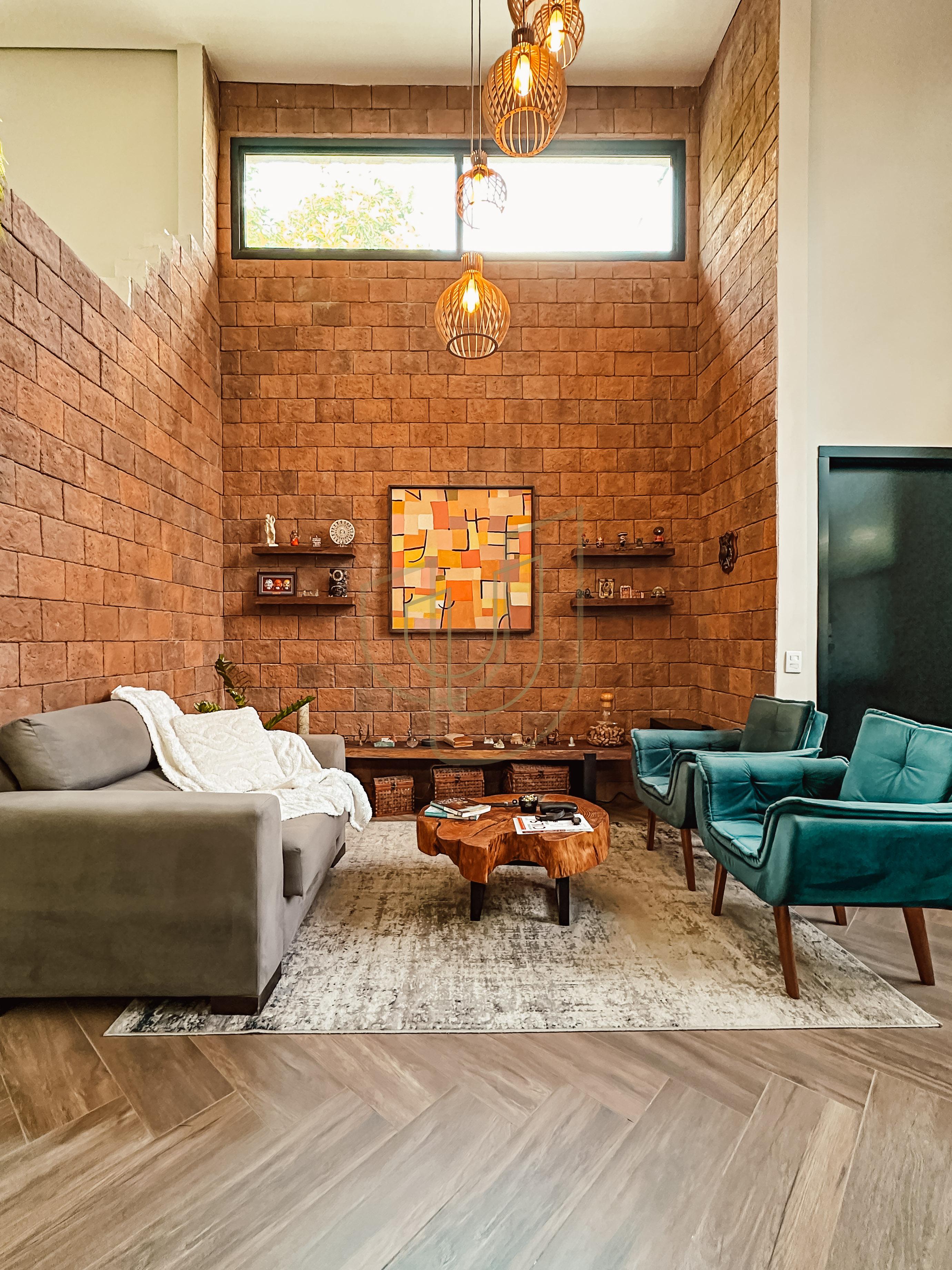 Casa T&eacute;rrea com 3 Su&iacute;tes no Condom&iacute;nio Jardim das Colinas  São José dos Campos - 