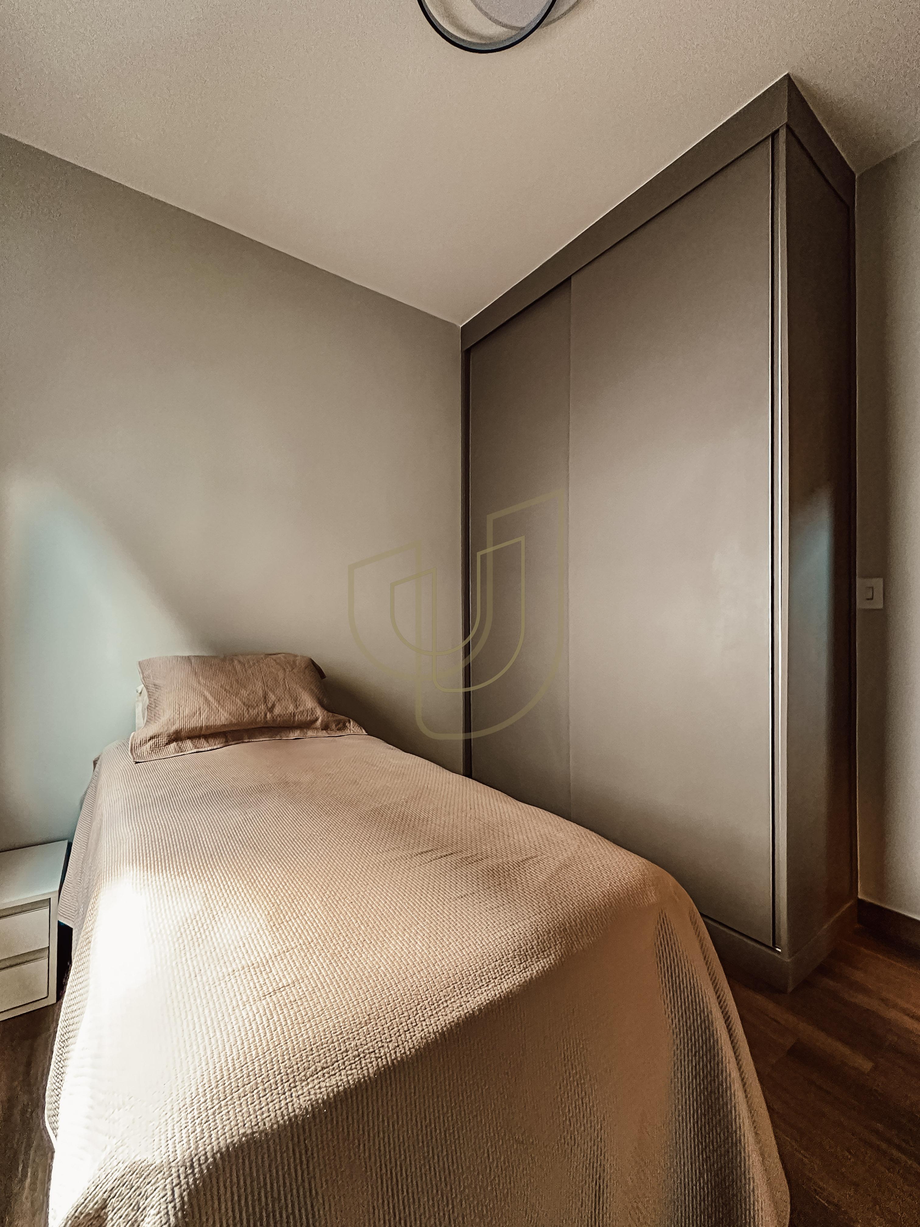 Casa T&eacute;rrea com 3 Su&iacute;tes no Condom&iacute;nio Jardim das Colinas  São José dos Campos - 