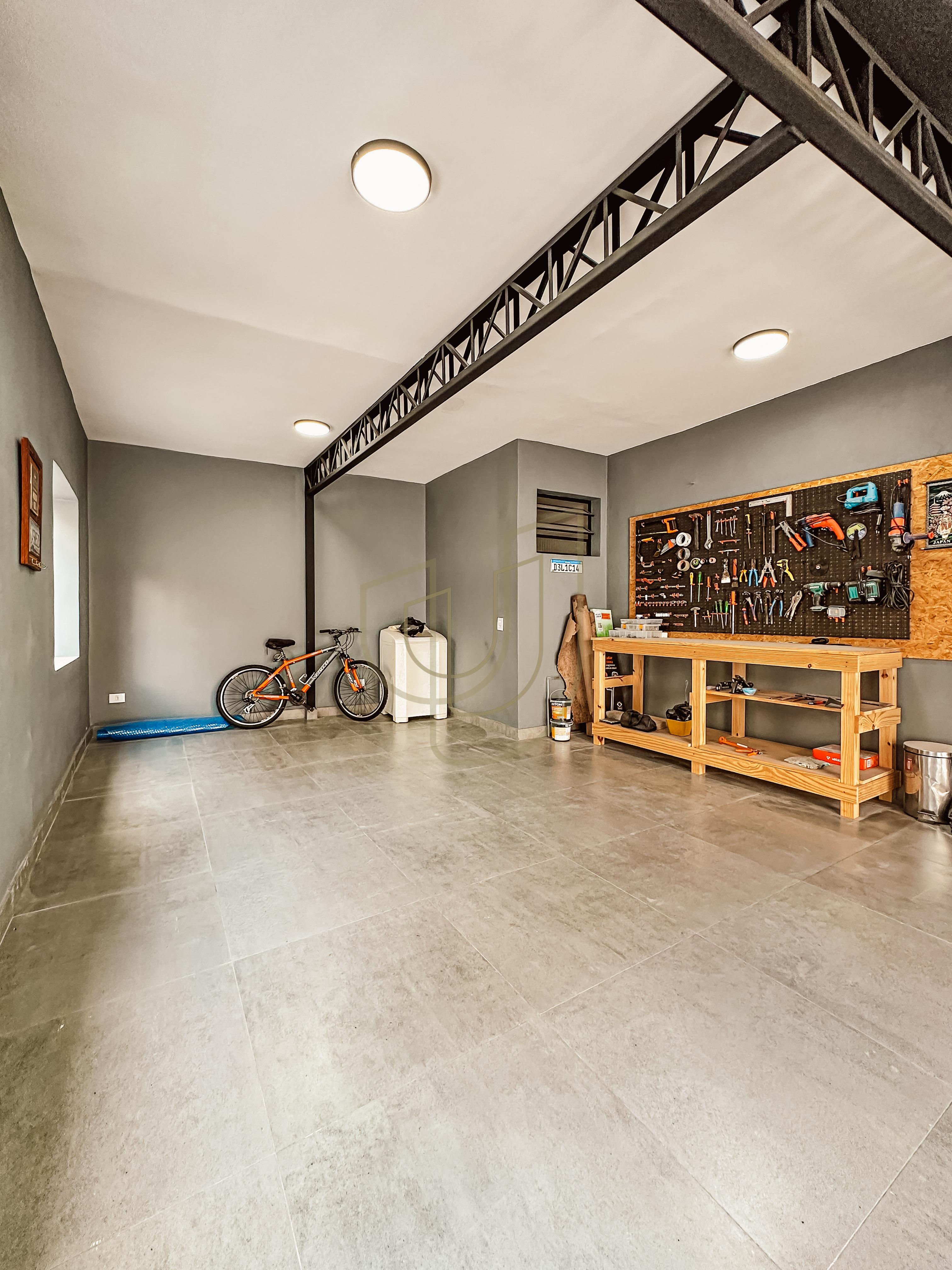 Casa T&eacute;rrea com 3 Su&iacute;tes no Condom&iacute;nio Jardim das Colinas  São José dos Campos - 