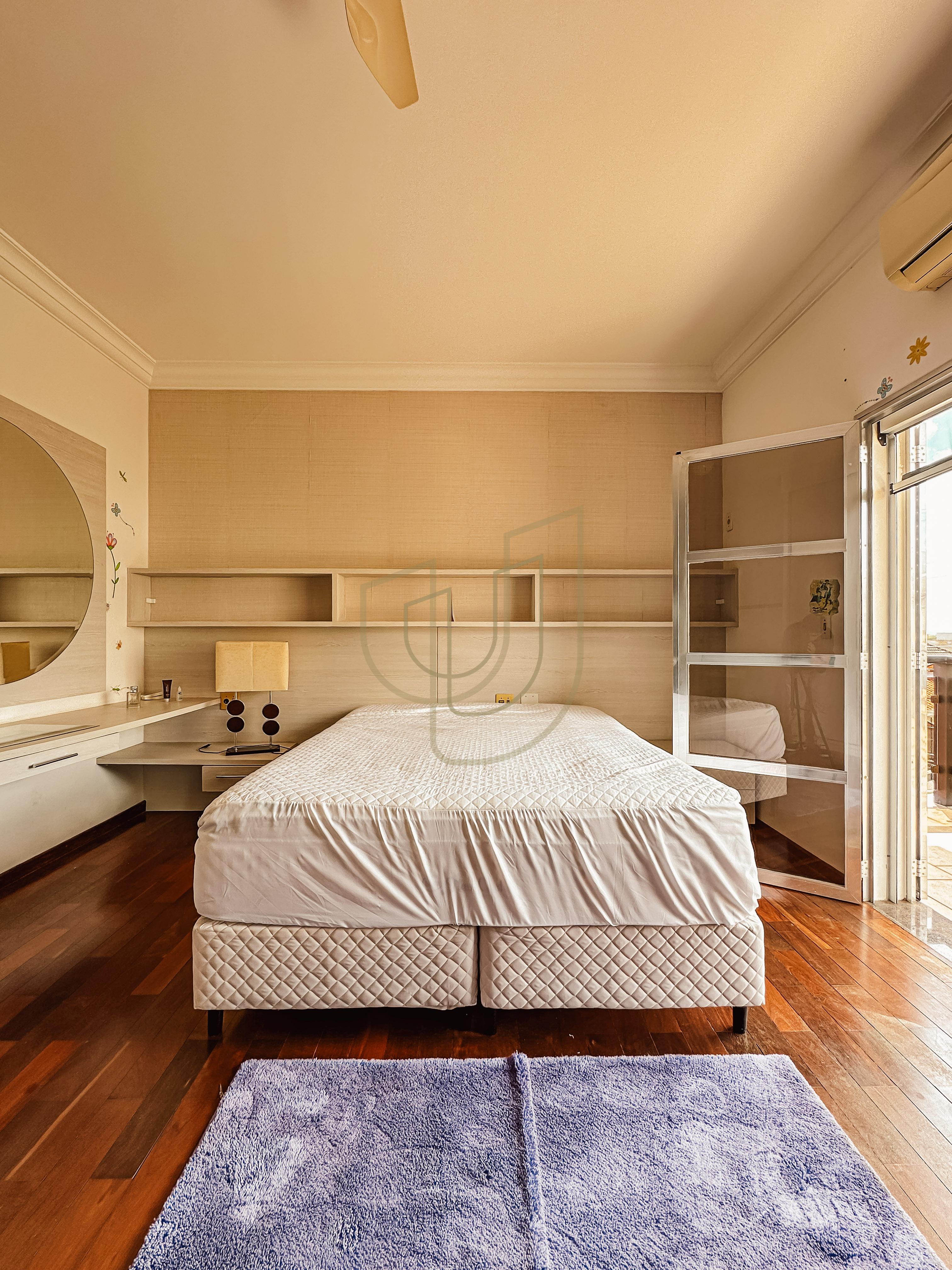 Casa com 4 Dormit&oacute;rios no Condom&iacute;nio Altos da Serra I  São José dos Campos - 