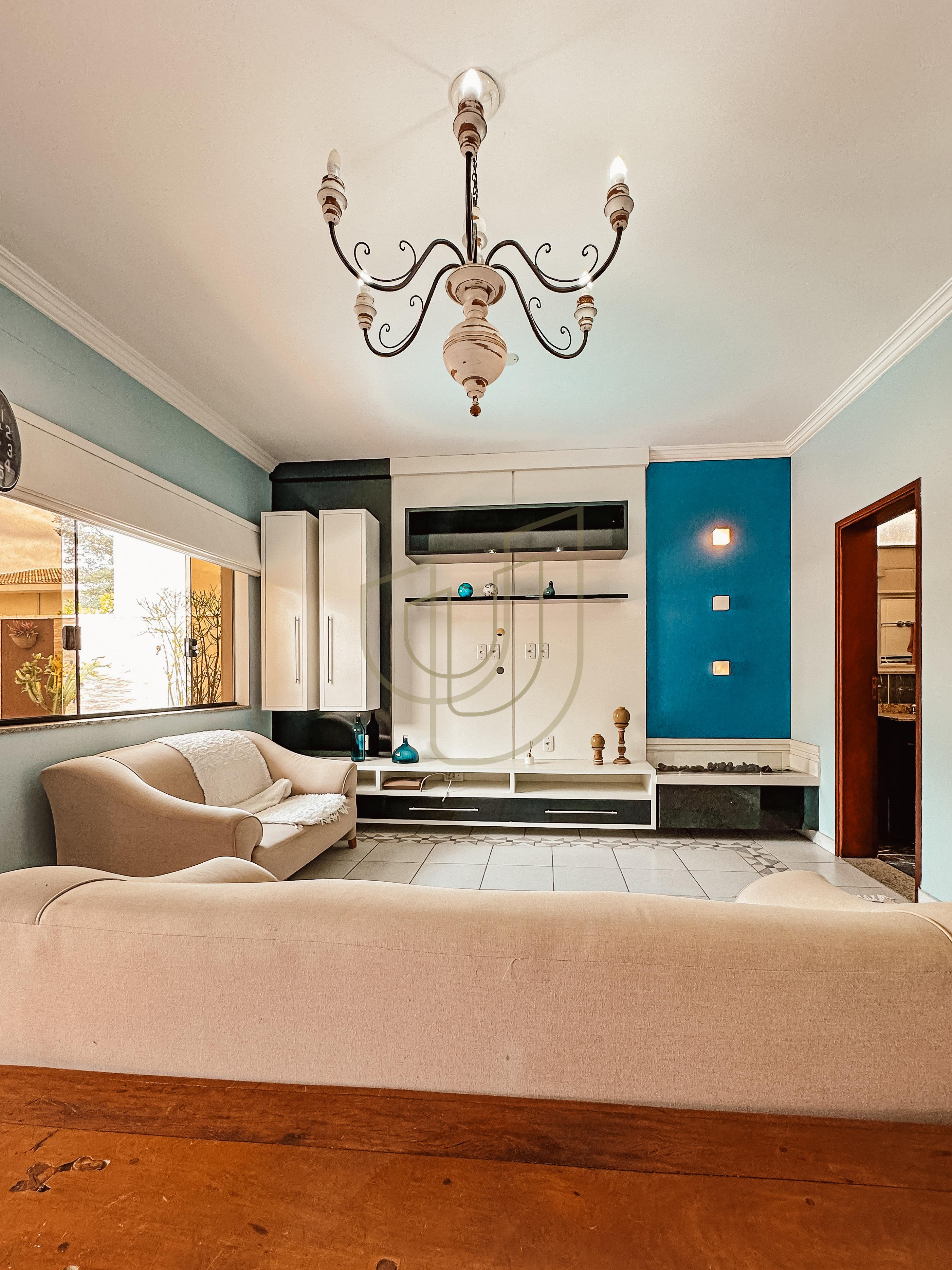 Casa com 4 Dormit&oacute;rios no Condom&iacute;nio Altos da Serra I  São José dos Campos - 