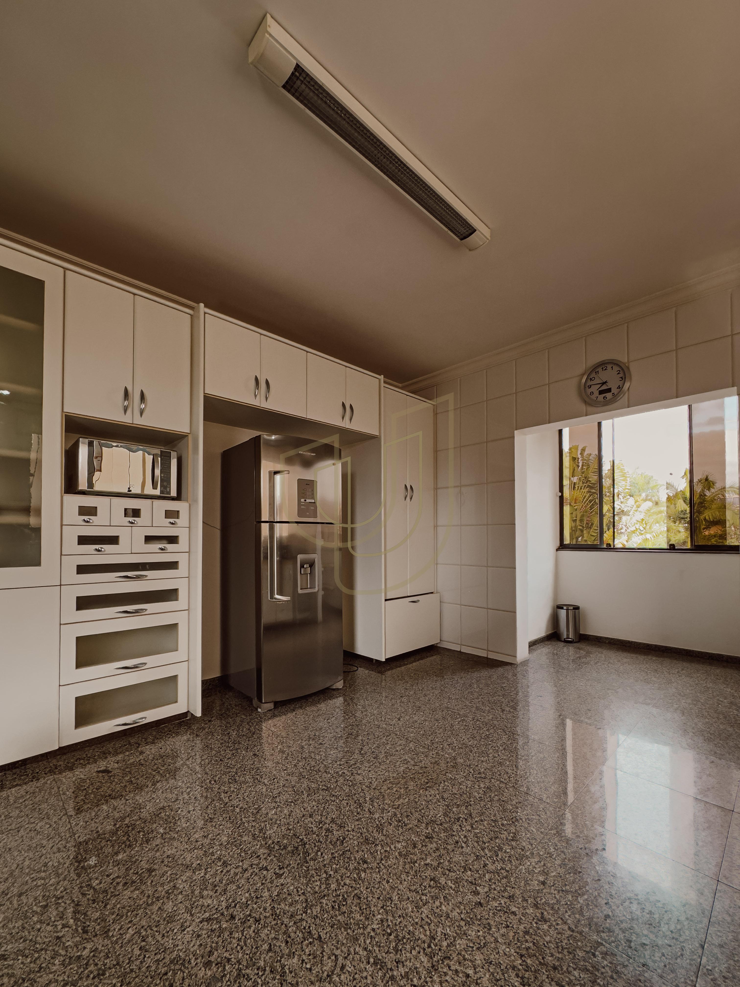 Casa com 4 Dormit&oacute;rios no Condom&iacute;nio Altos da Serra I  São José dos Campos - 