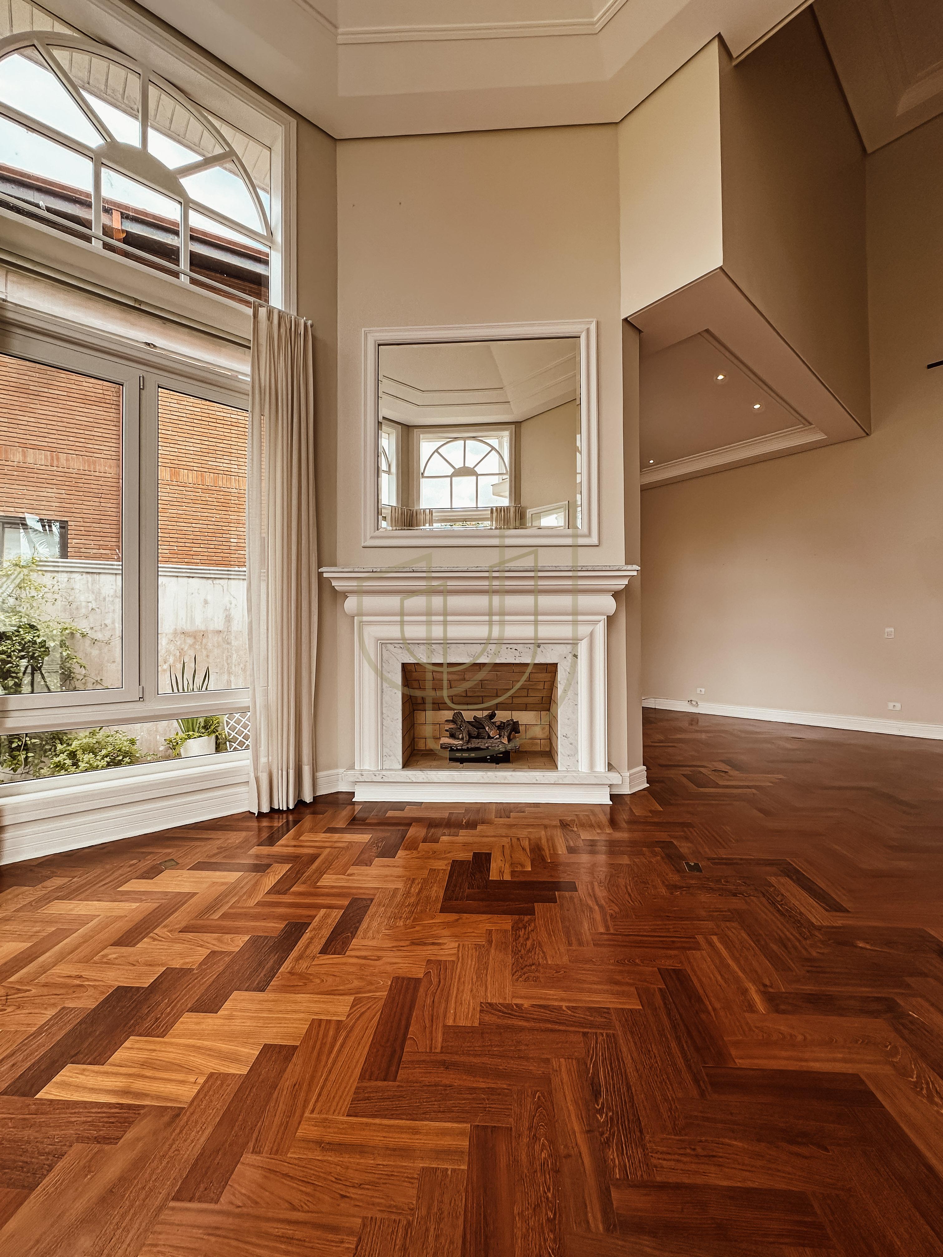 Casa com 3 Dormit&oacute;rios no Condom&iacute;nio Altos da Serra I  São José dos Campos - 