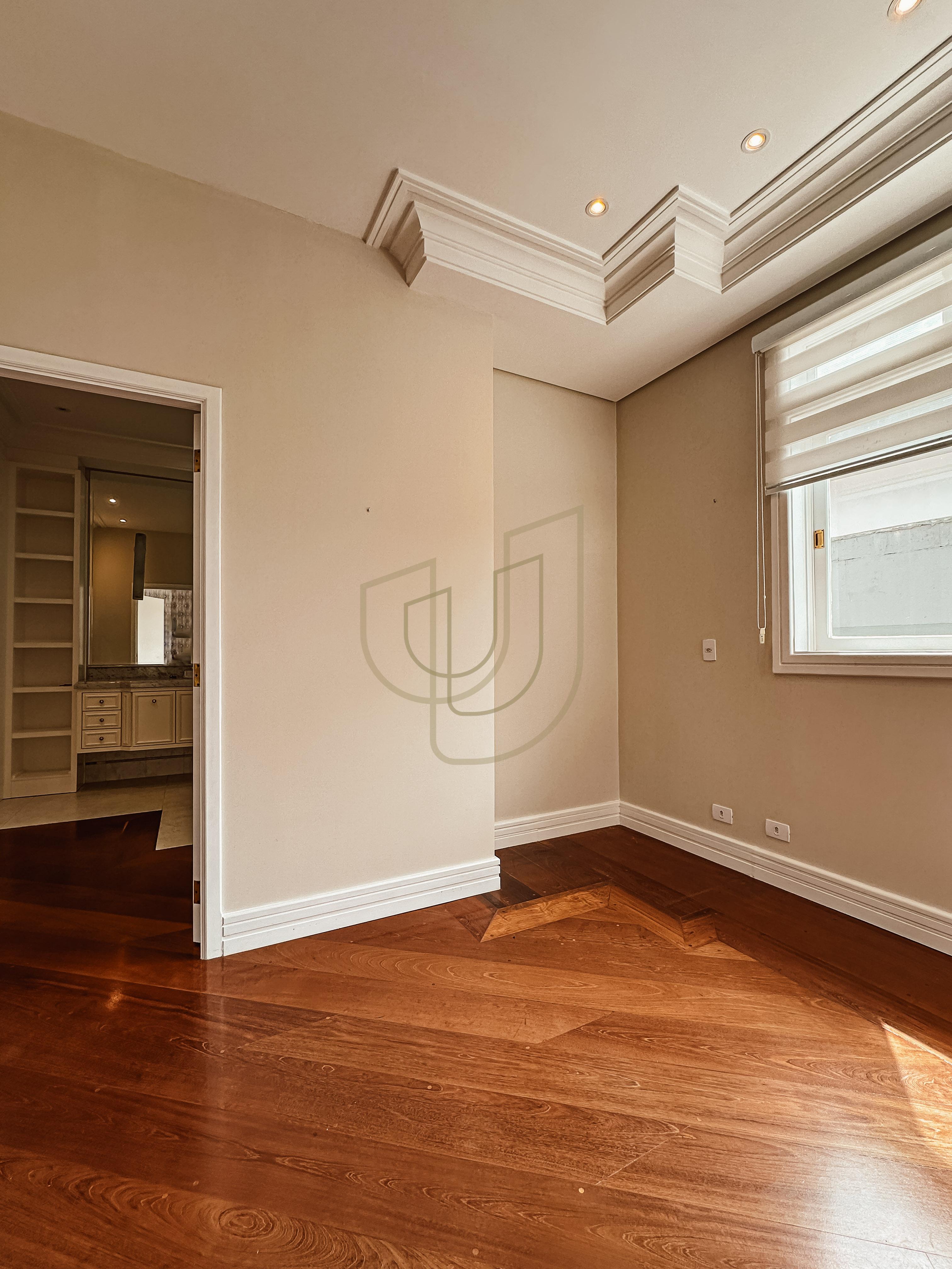 Casa com 3 Dormit&oacute;rios no Condom&iacute;nio Altos da Serra I  São José dos Campos - 