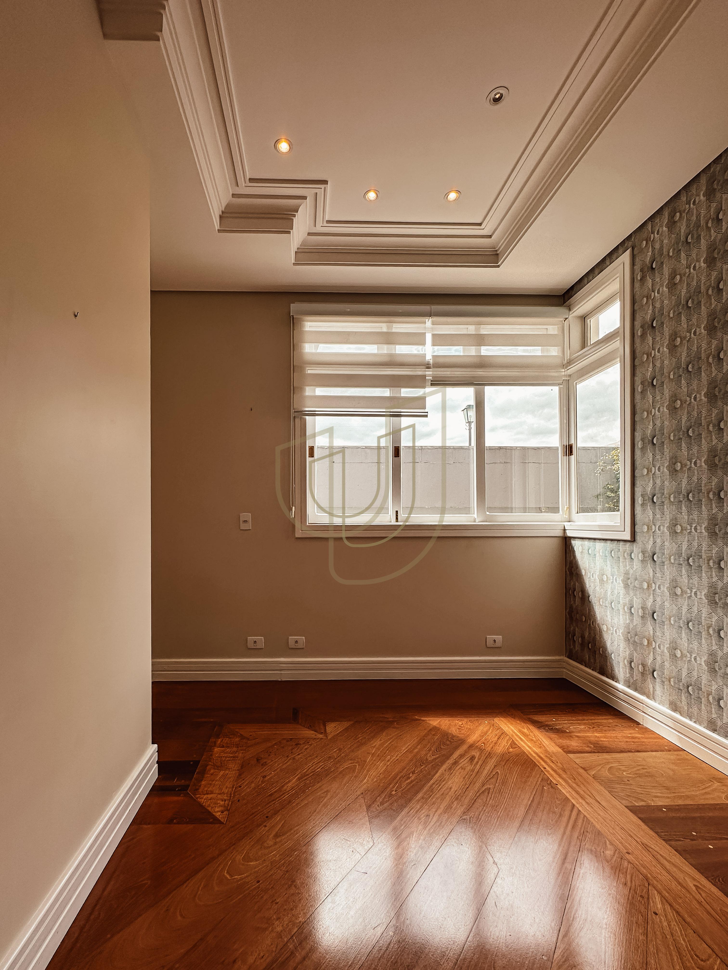 Casa com 3 Dormit&oacute;rios no Condom&iacute;nio Altos da Serra I  São José dos Campos - 