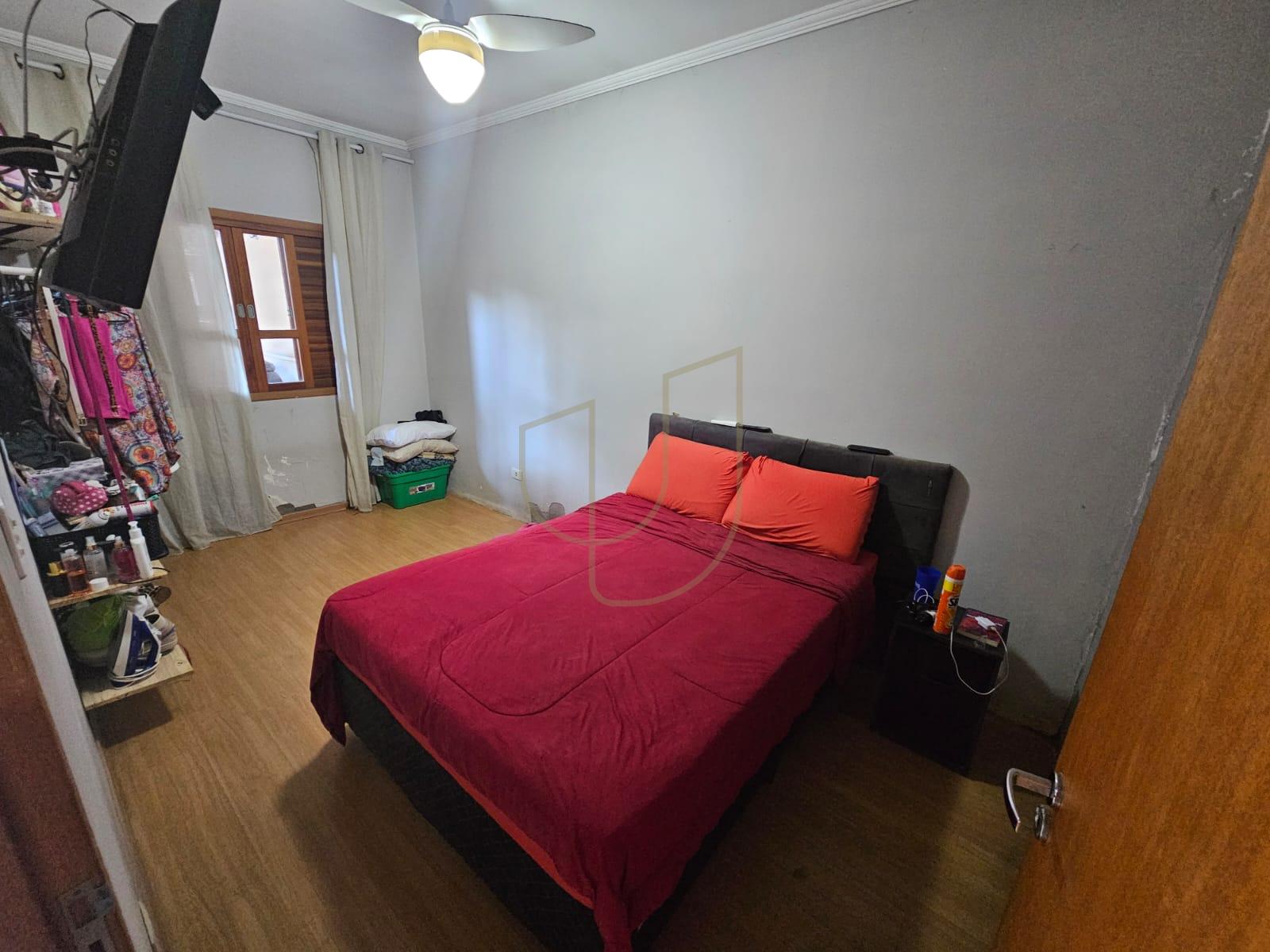 Casa com 3 Dormit&oacute;rios e Churrasqueira no Vila Branca - Jacare&iacute;  Jacareí - 