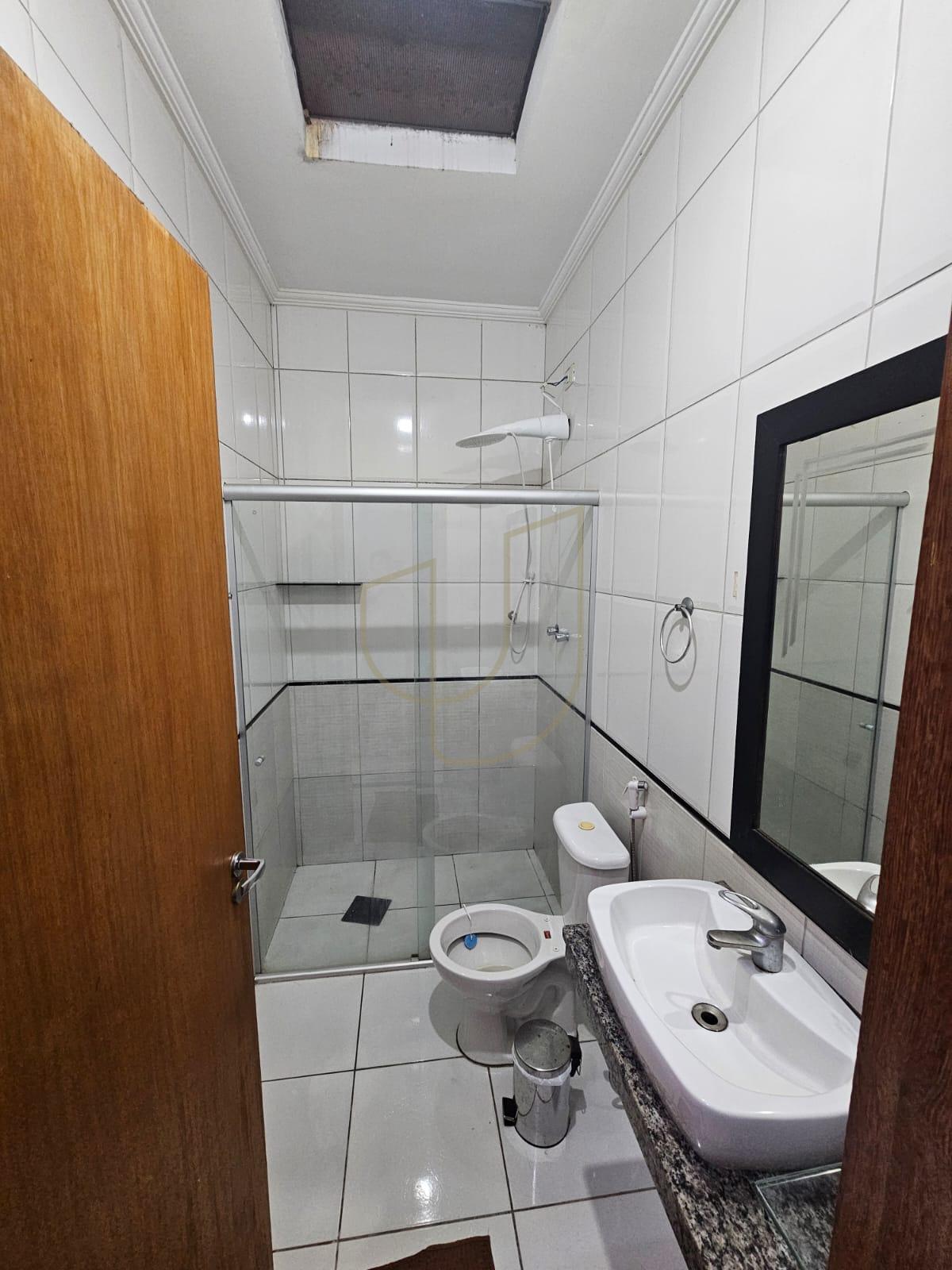 Casa com 3 Dormit&oacute;rios e Churrasqueira no Vila Branca - Jacare&iacute;  Jacareí - 