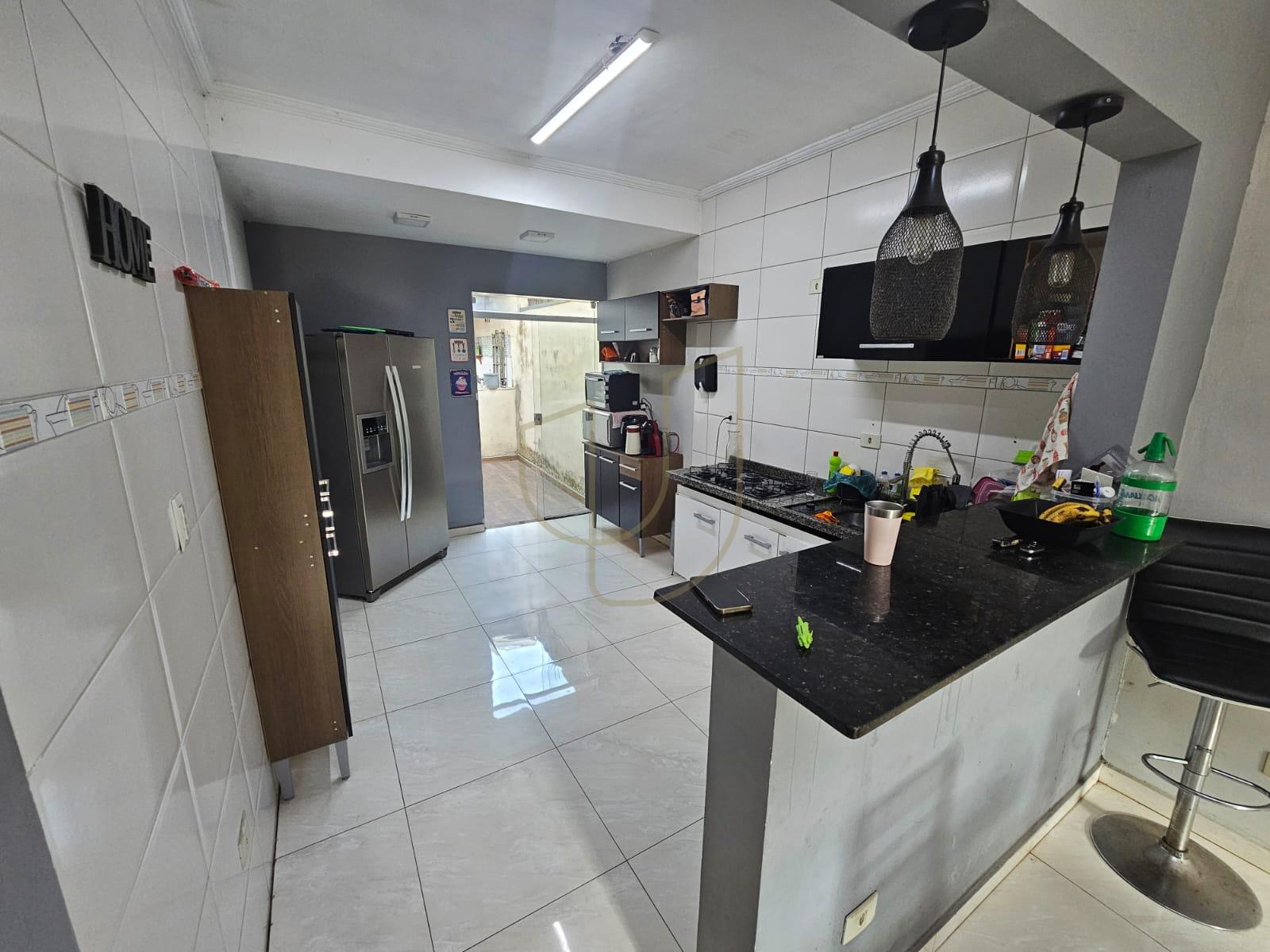 Casa com 3 Dormit&oacute;rios e Churrasqueira no Vila Branca - Jacare&iacute;  Jacareí - 