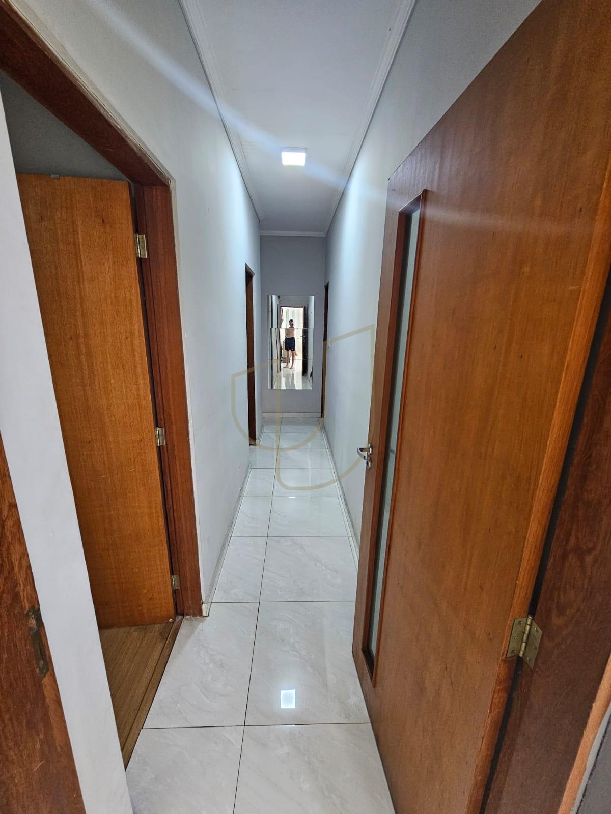 Casa com 3 Dormit&oacute;rios e Churrasqueira no Vila Branca - Jacare&iacute;  Jacareí - 