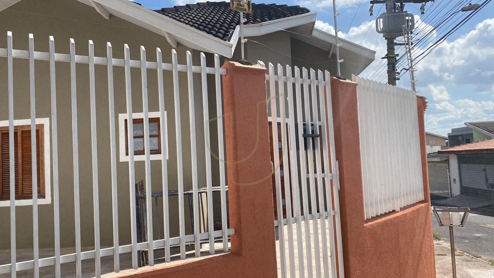 Casa com 3 Dormit&oacute;rios e Churrasqueira no Vila Branca - Jacare&iacute;  Jacareí - 
