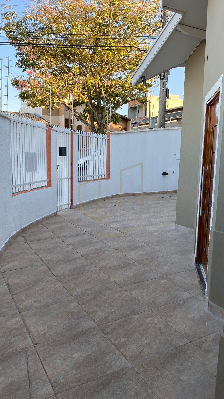 Casa com 3 Dormit&oacute;rios e Churrasqueira no Vila Branca - Jacare&iacute;  Jacareí - 