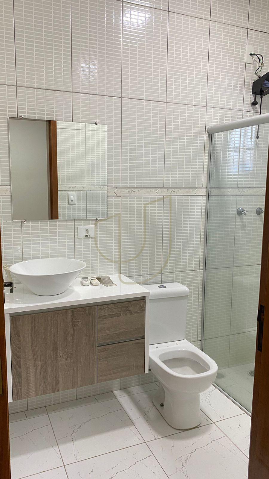 Casa com 3 Dormit&oacute;rios e Churrasqueira no Vila Branca - Jacare&iacute;  Jacareí - 