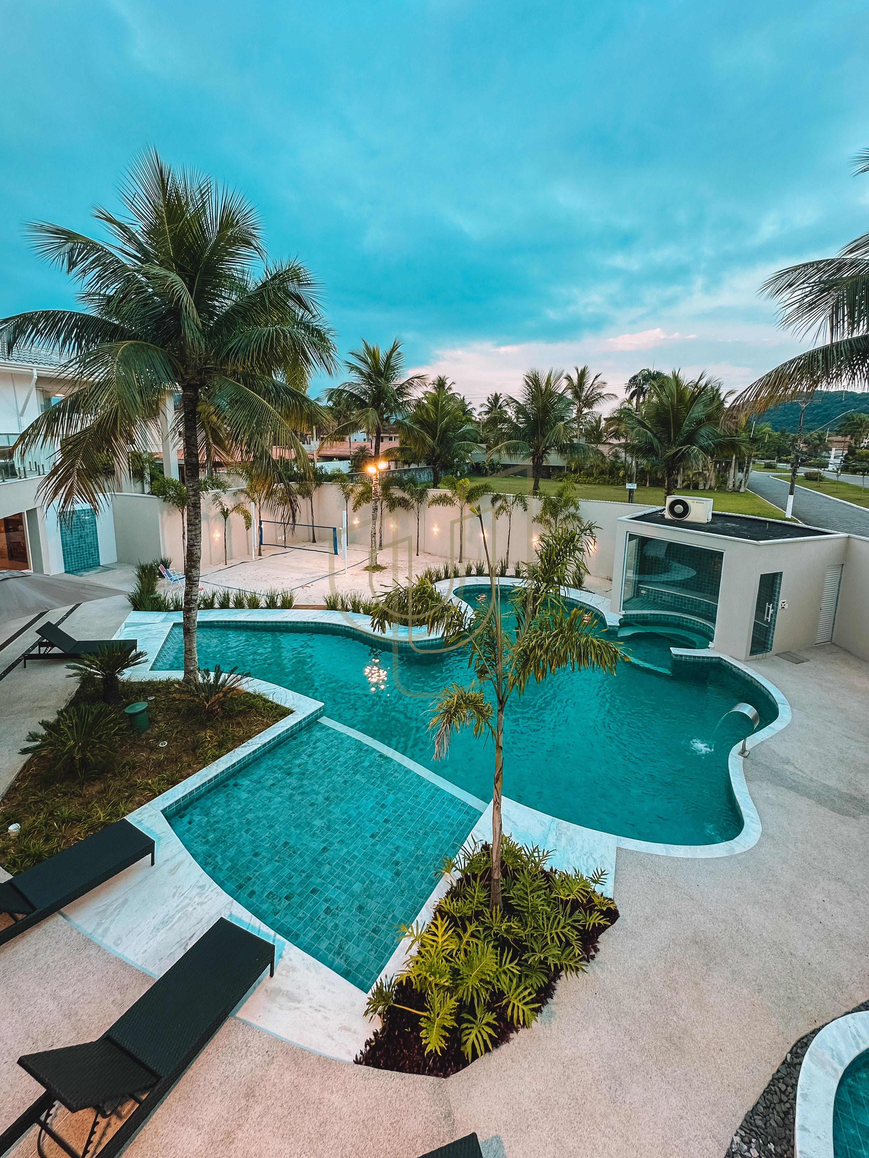 Casa com 5 su&iacute;tes no Residencial Acapulco em Guaruj&aacute; Avenida Albino dos Santos Gandares Guarujá - 