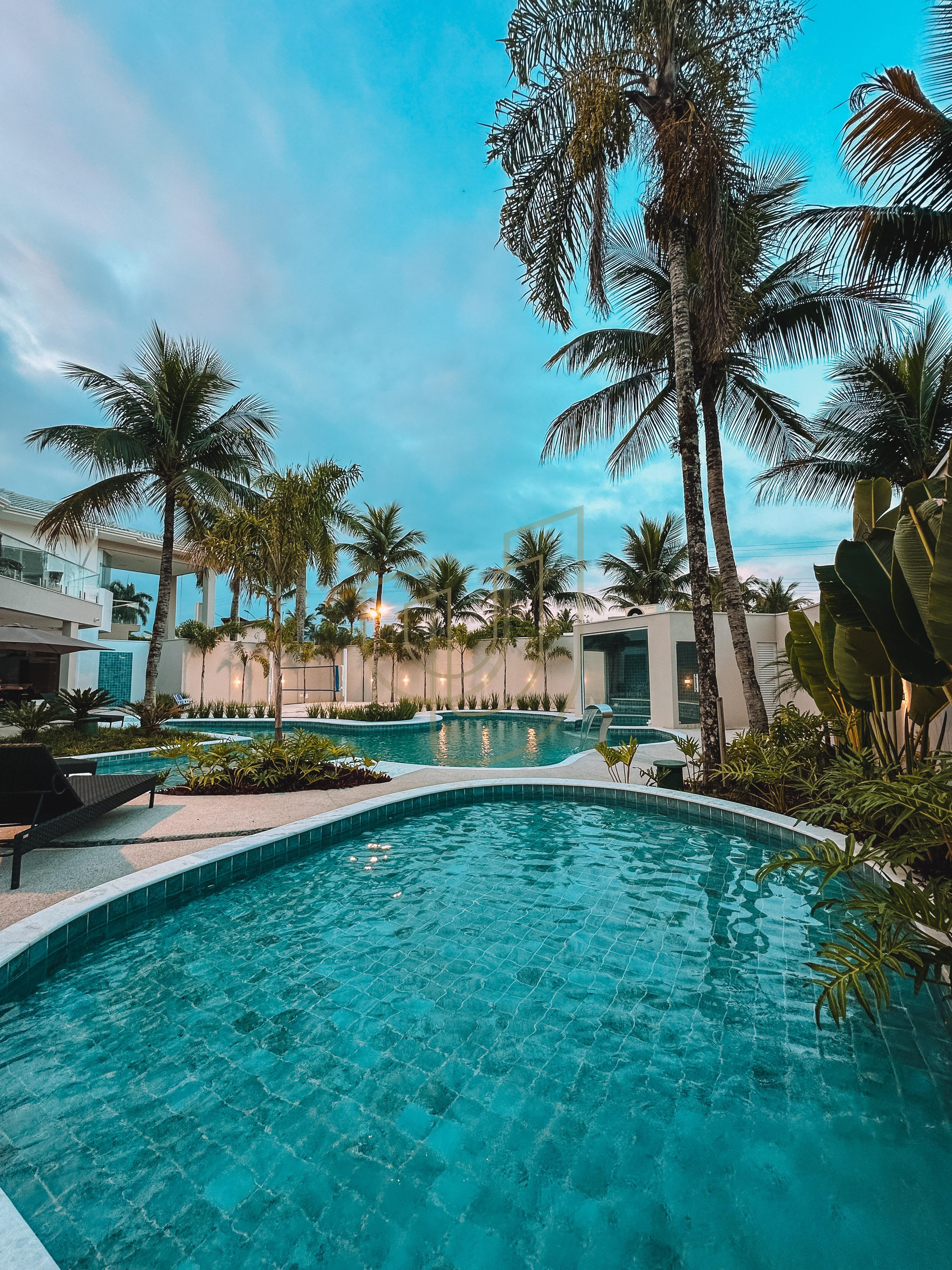 Casa com 5 su&iacute;tes no Residencial Acapulco em Guaruj&aacute; Avenida Albino dos Santos Gandares Guarujá - 