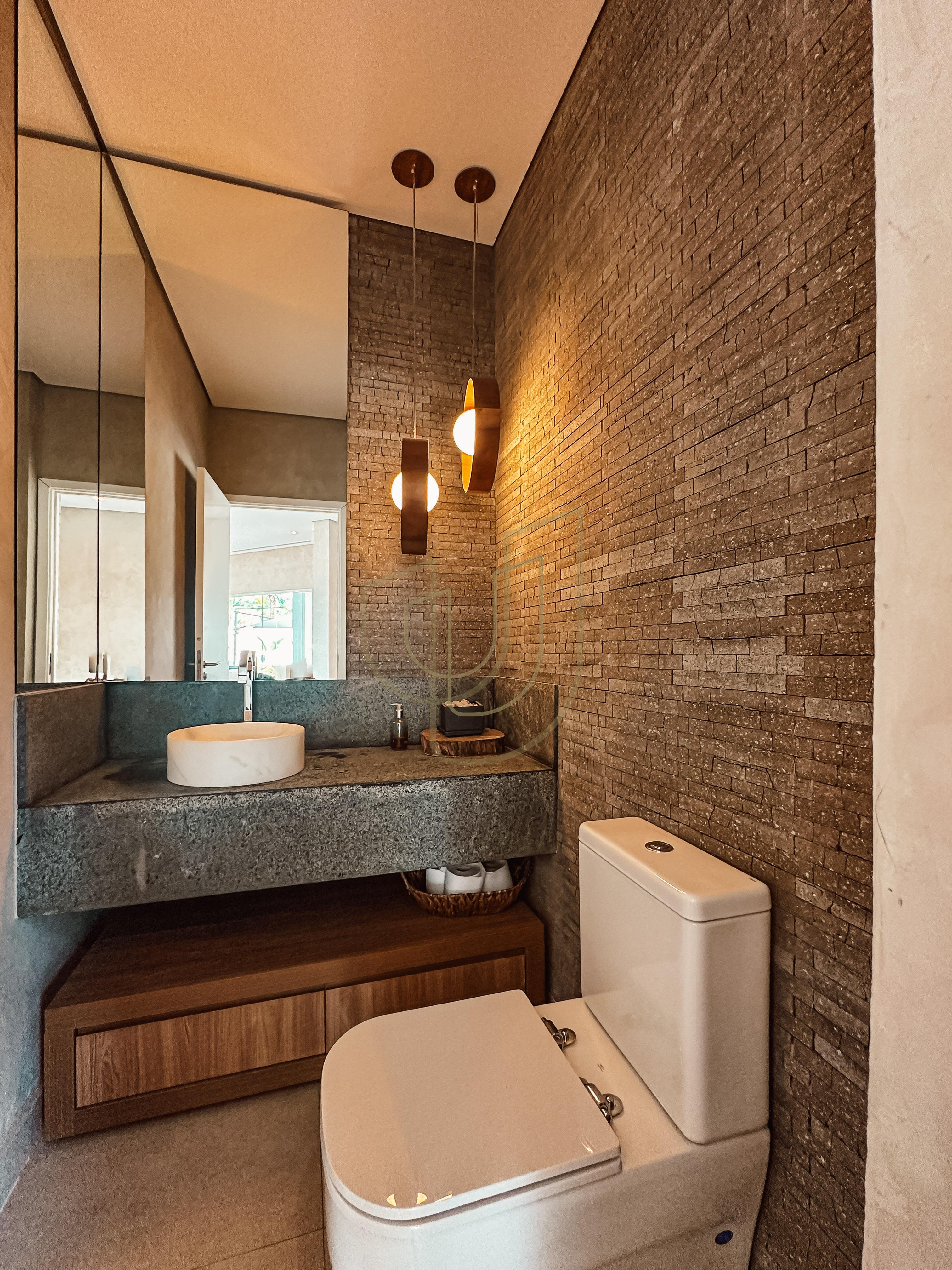 Casa com 5 su&iacute;tes no Residencial Acapulco em Guaruj&aacute; Avenida Albino dos Santos Gandares Guarujá - 