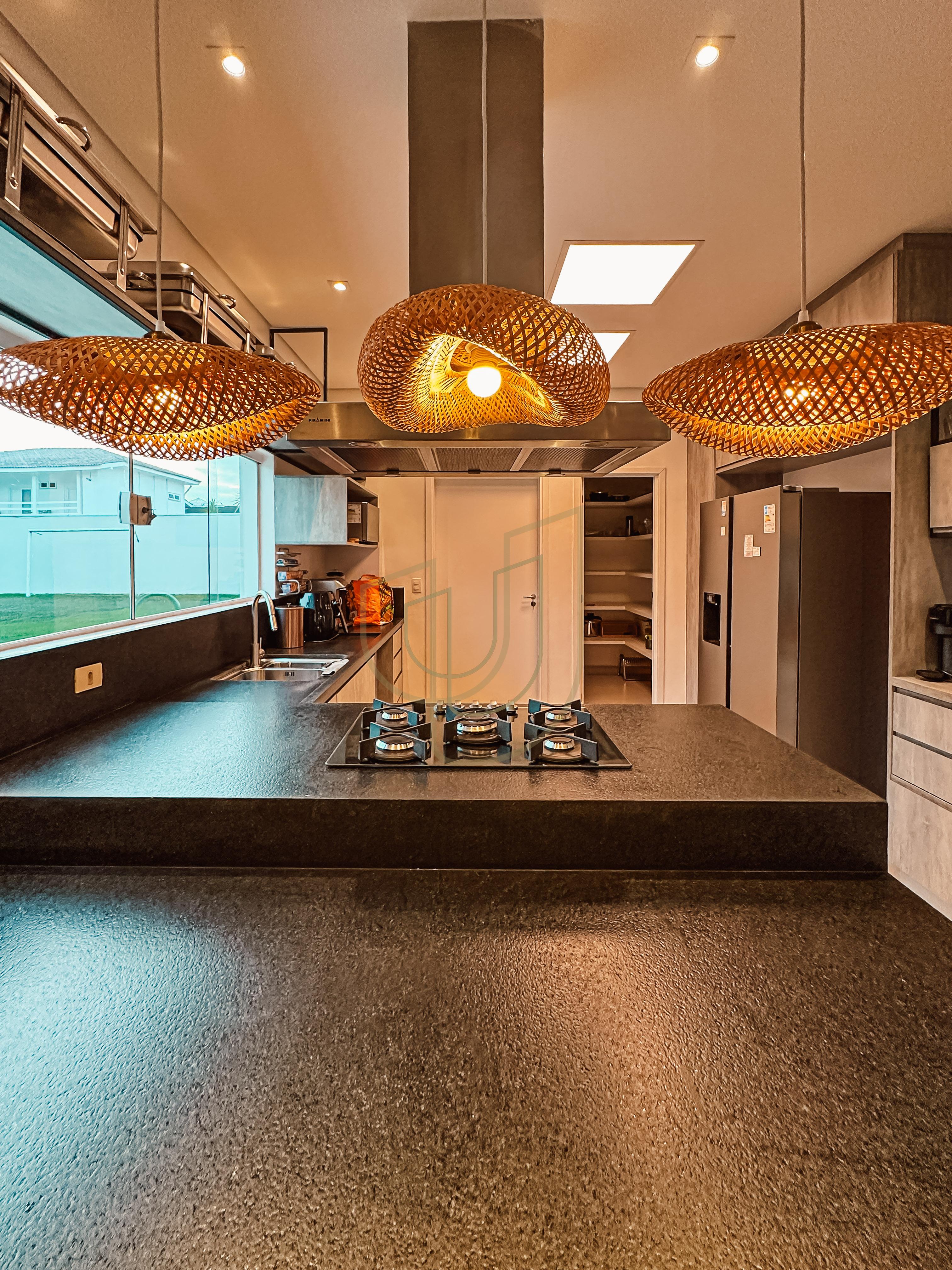 Casa com 5 su&iacute;tes no Residencial Acapulco em Guaruj&aacute; Avenida Albino dos Santos Gandares Guarujá - 