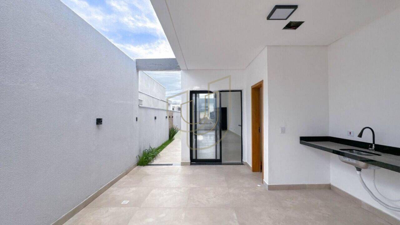 Casa com 3 Dormit&oacute;rios no Residencial Colinas - Ca&ccedil;apava Rodovia João Amaral Gurgel Caçapava - 