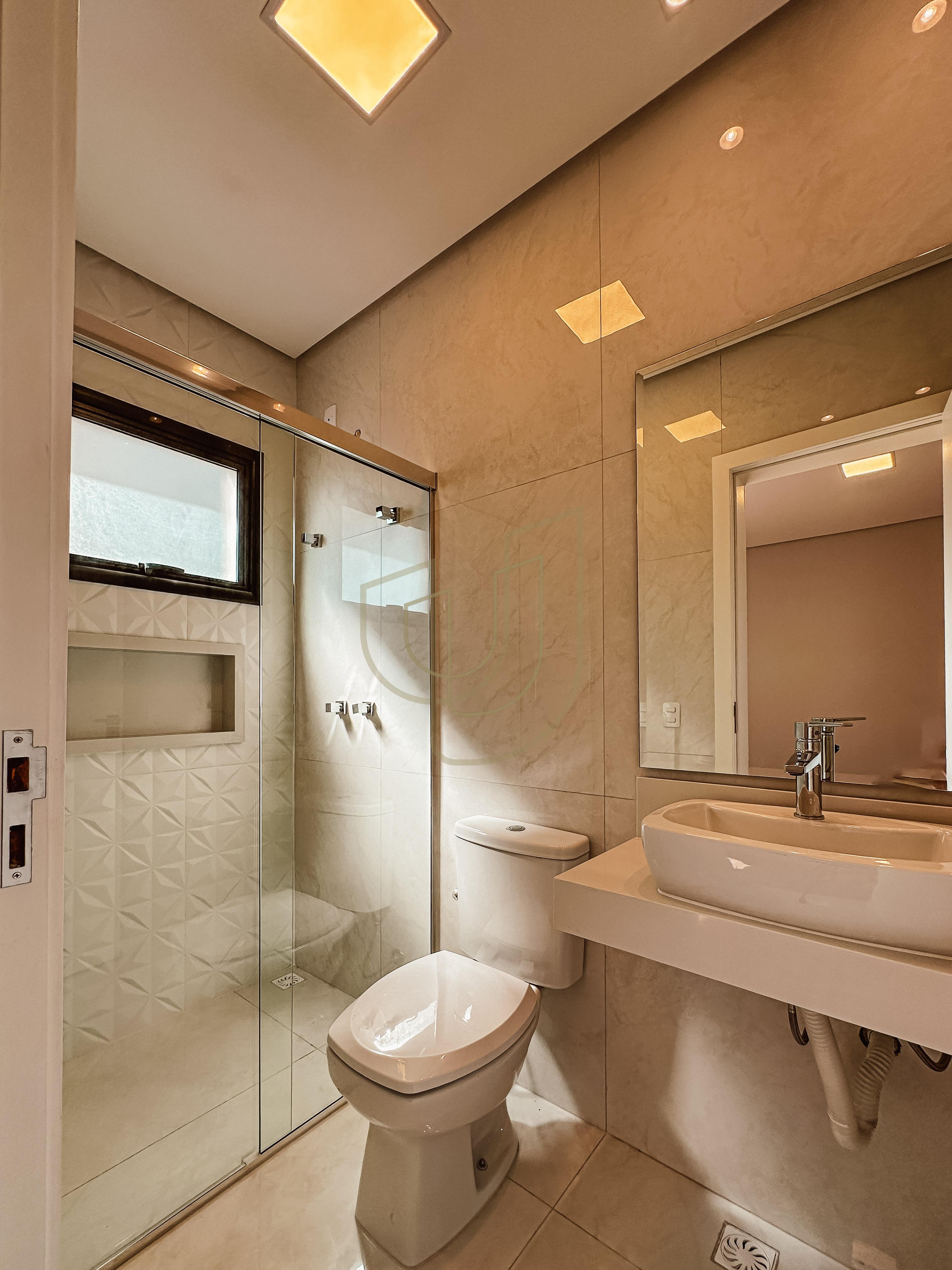 Sobrado com 4 Su&iacute;tes no Condom&iacute;nio Vivva Jacare&iacute; Avenida Antônio Abdon Abrahão Jacareí - 