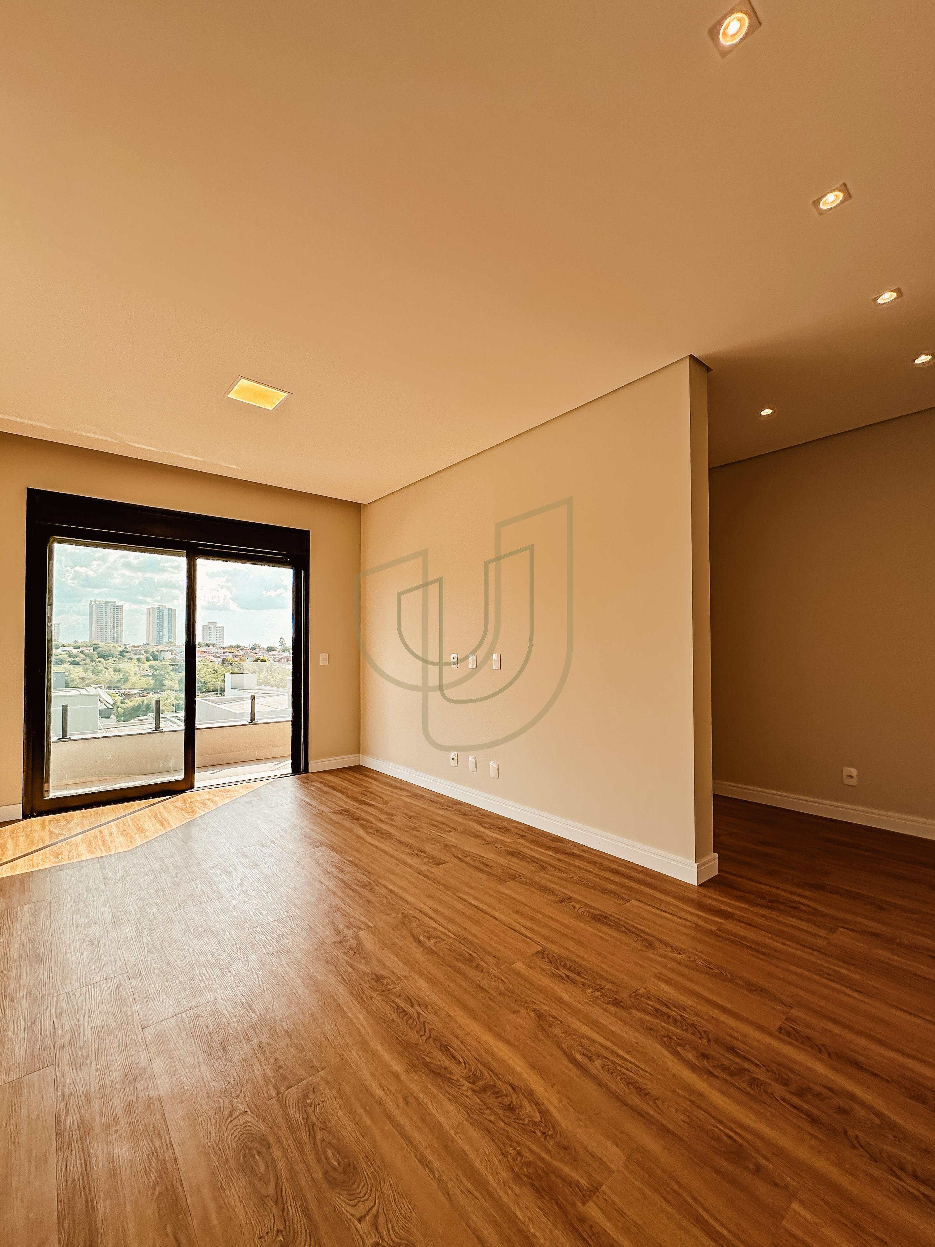 Sobrado com 4 Su&iacute;tes no Condom&iacute;nio Vivva Jacare&iacute; Avenida Antônio Abdon Abrahão Jacareí - 