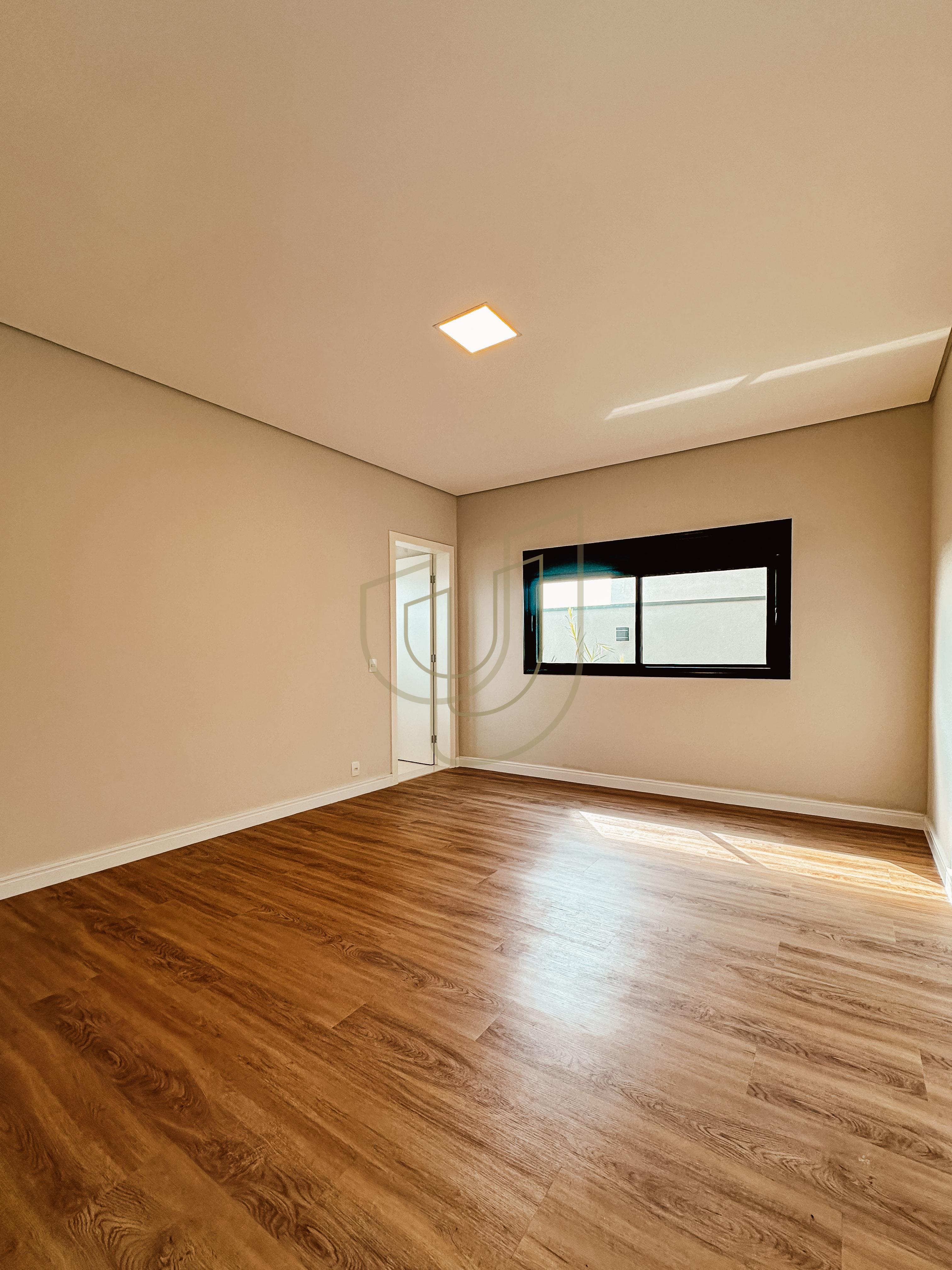 Sobrado com 4 Su&iacute;tes no Condom&iacute;nio Vivva Jacare&iacute; Avenida Antônio Abdon Abrahão Jacareí - 