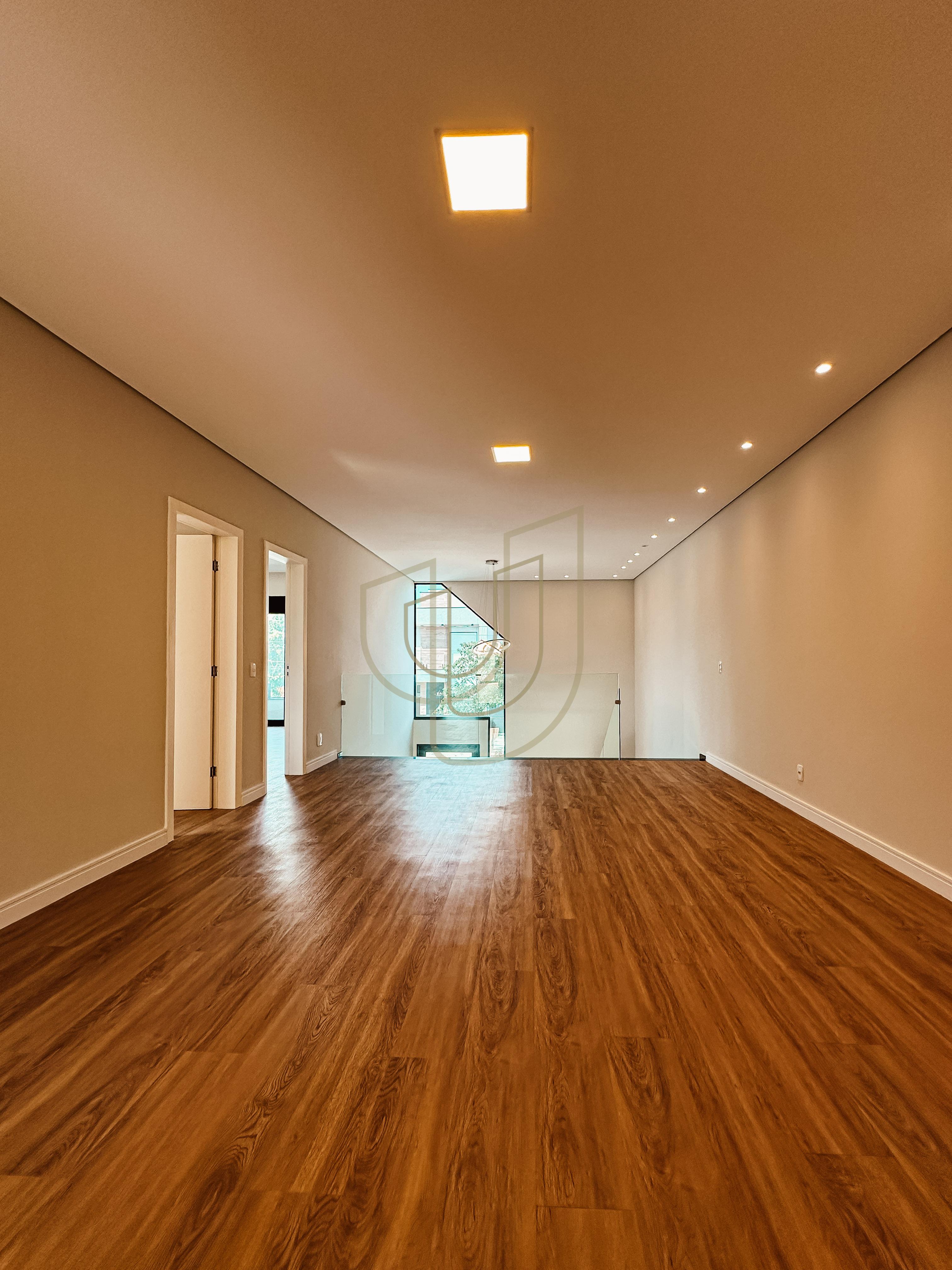 Sobrado com 4 Su&iacute;tes no Condom&iacute;nio Vivva Jacare&iacute; Avenida Antônio Abdon Abrahão Jacareí - 