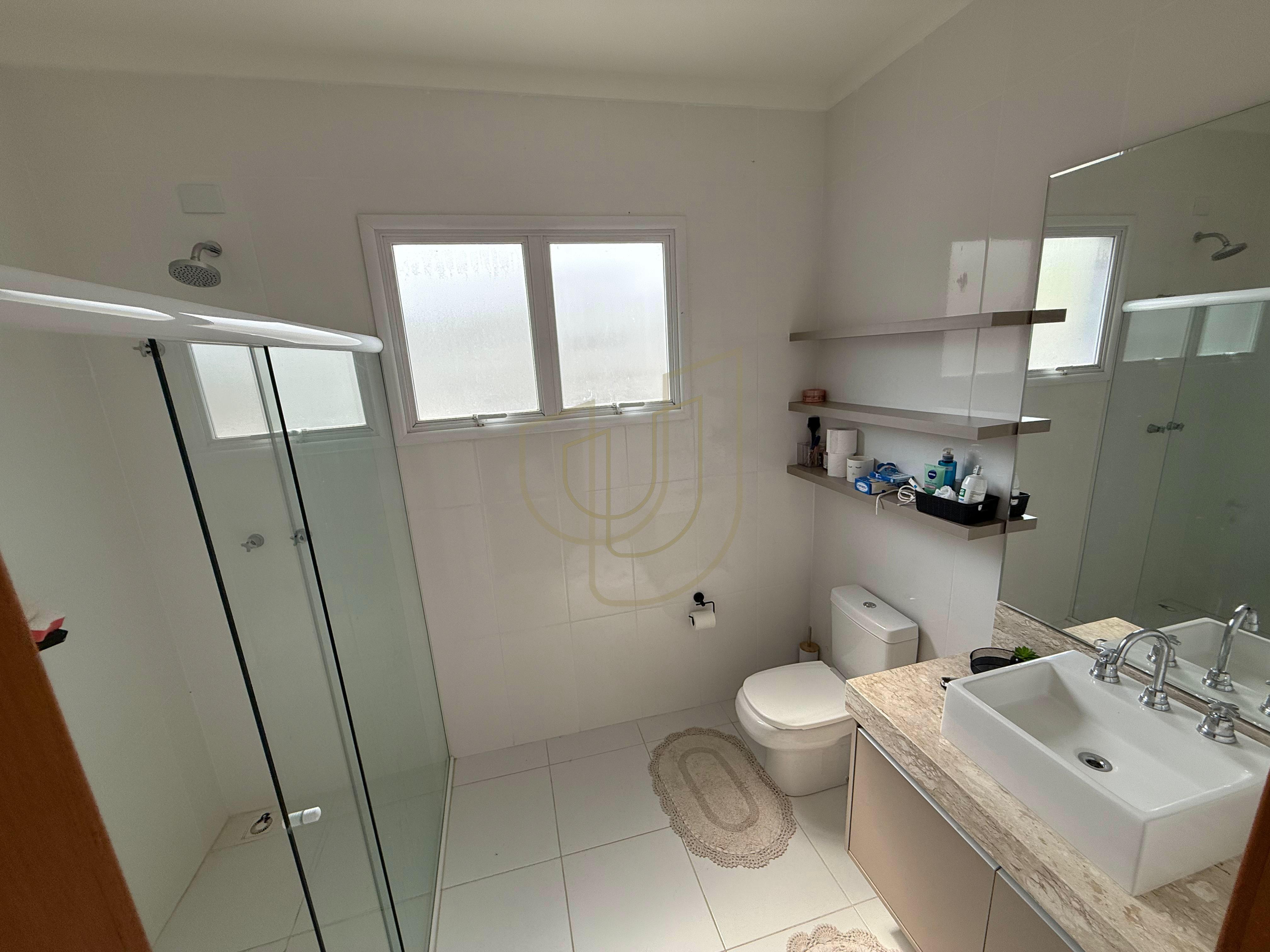 Casa com 3 su&iacute;tes no Alphaville II  São José dos Campos - 