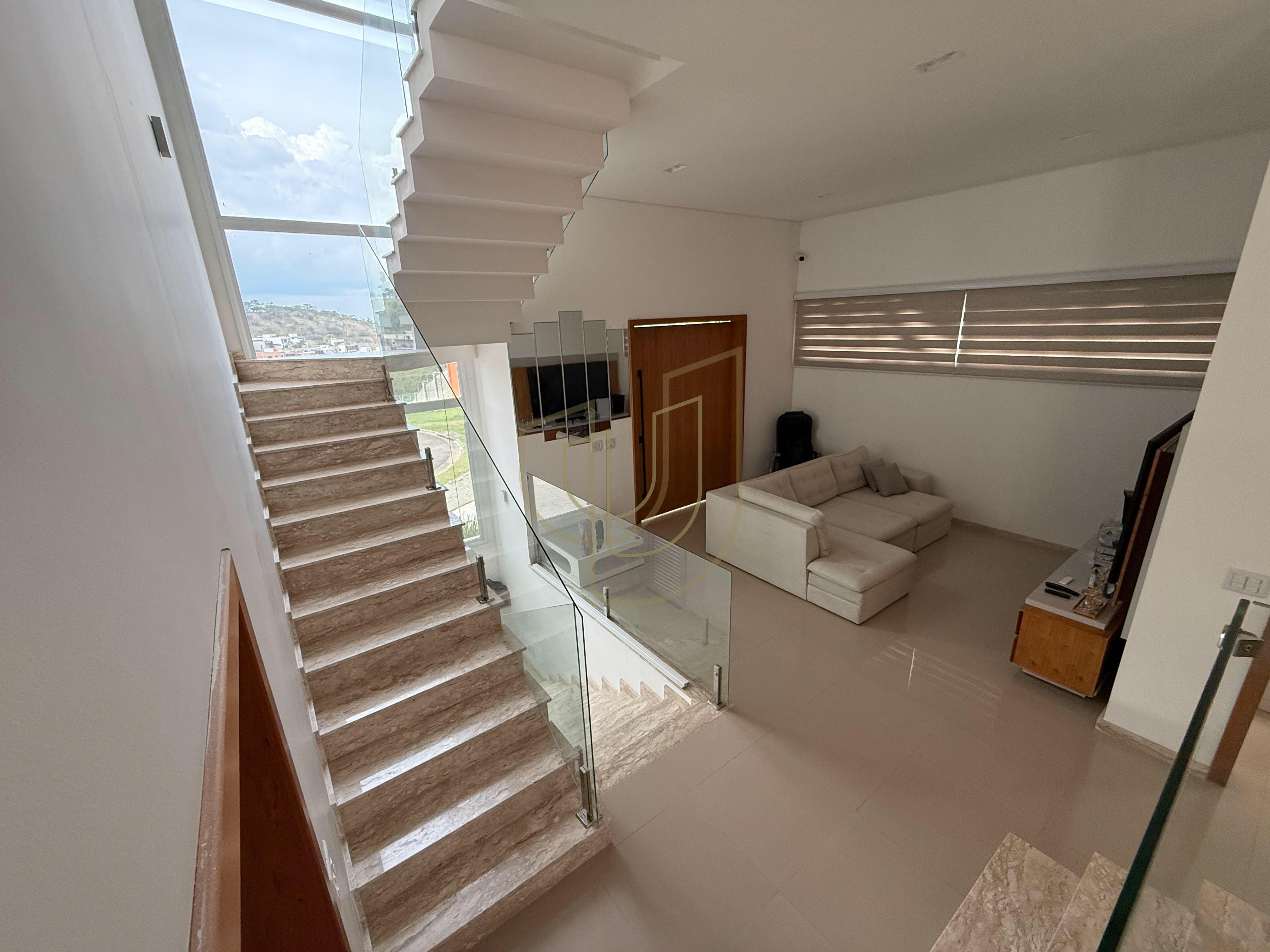 Casa com 3 su&iacute;tes no Alphaville II  São José dos Campos - 