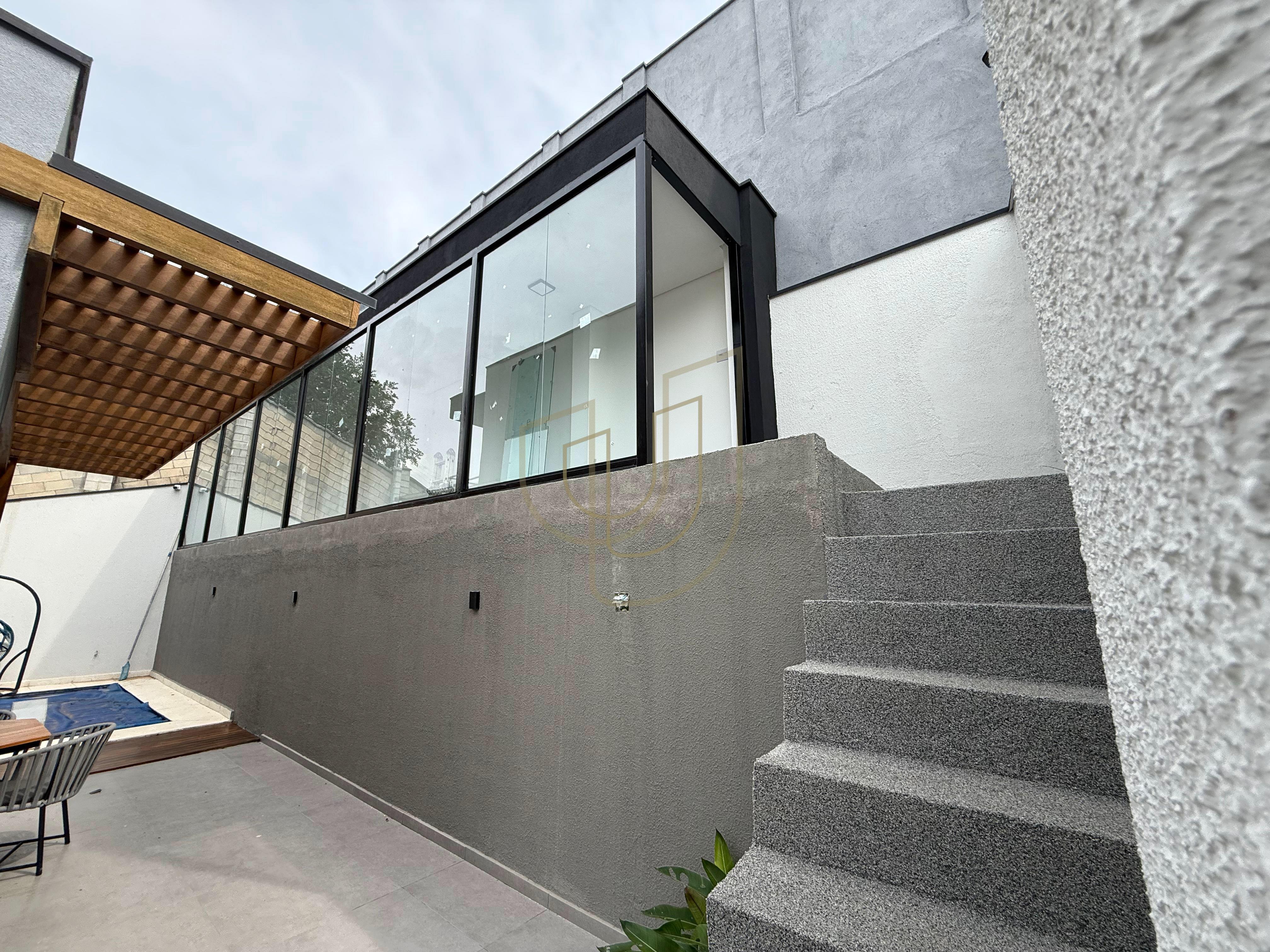 Casa com 3 su&iacute;tes no Alphaville II  São José dos Campos - 