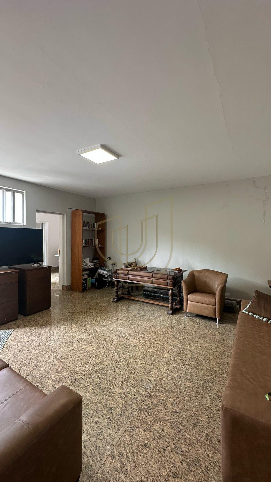 Casa T&eacute;rrea com 4 Su&iacute;tes no Jardim Esplanada Rua Pio XII São José dos Campos - 