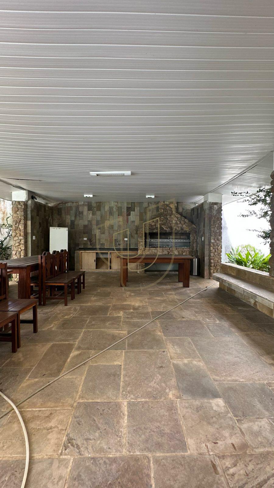 Casa T&eacute;rrea com 4 Su&iacute;tes no Jardim Esplanada Rua Pio XII São José dos Campos - 