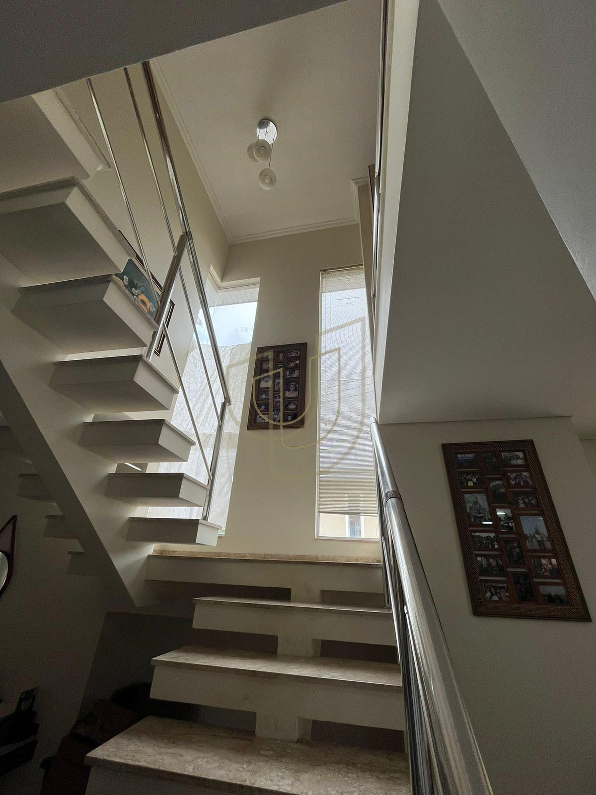 Casa com 3 Su&iacute;tes no Residencial Villa Branca I Avenida Villa Lobo Jacareí - 