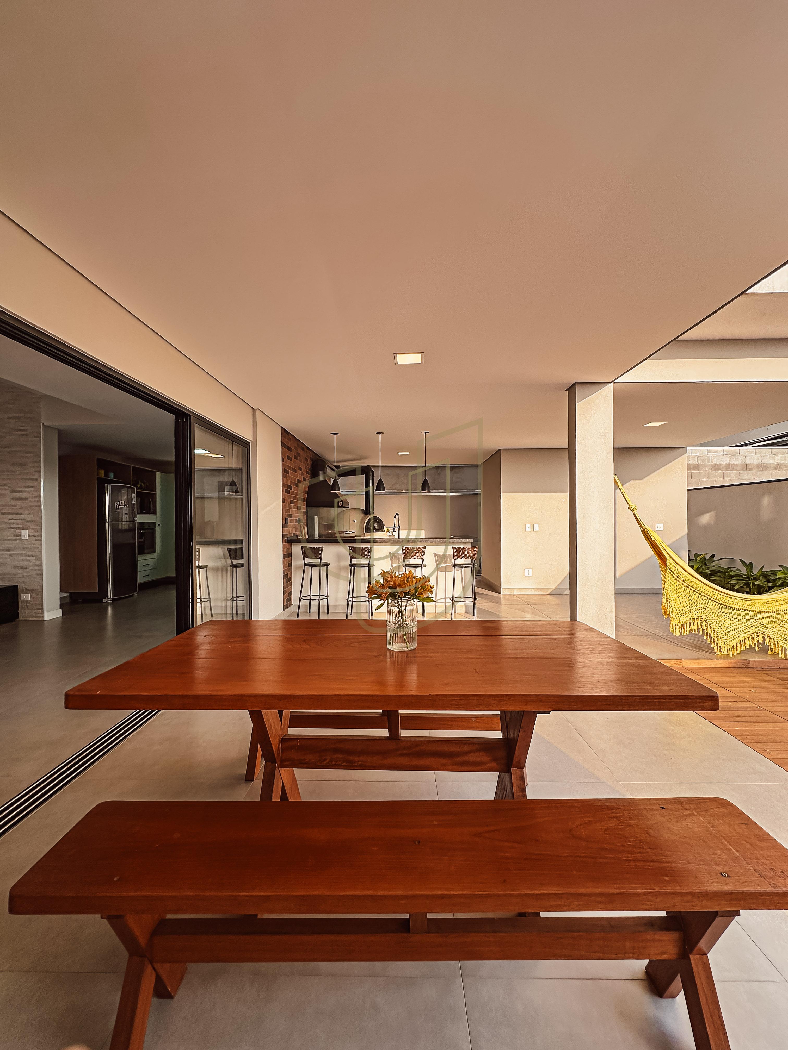 Casa com 3 Su&iacute;tes no Condom&iacute;nio Reserva Rud&aacute; Avenida Robson Custódio Machado São José dos Campos - 