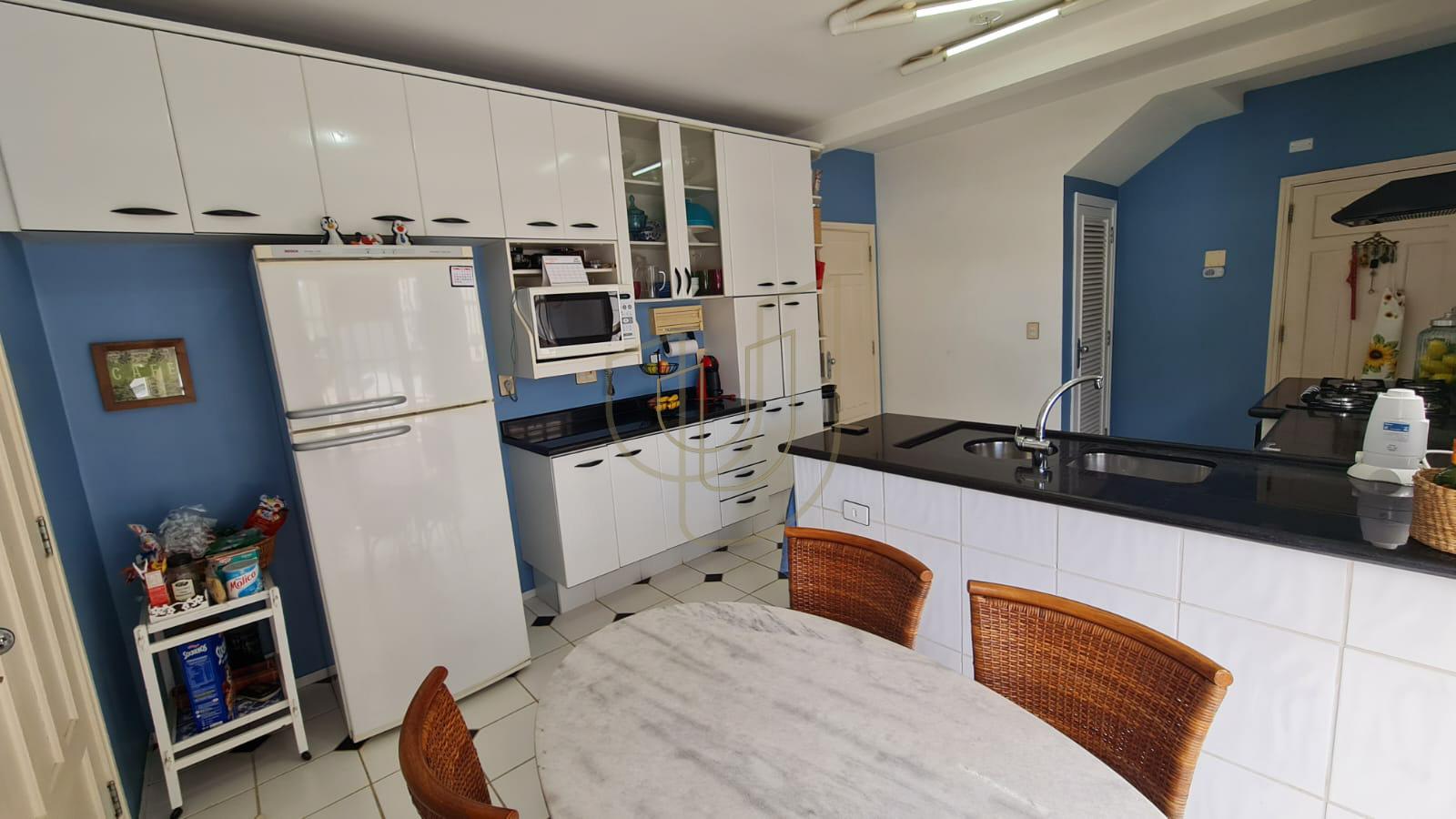 Casa com 4 Dormit&oacute;rios no Altos da Serra I Avenida Possidonio José de Freitas São José dos Campos - 