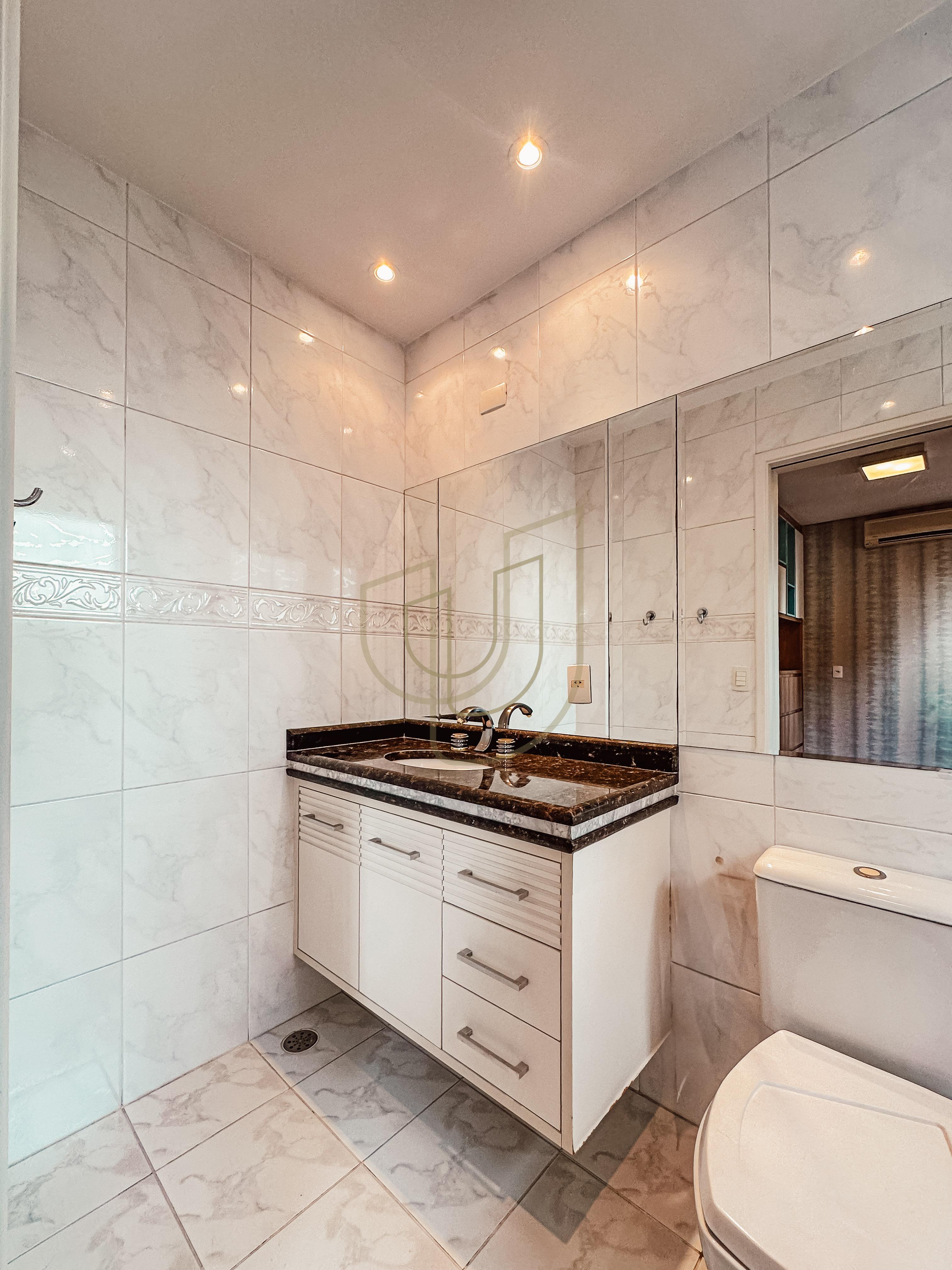 Apartamento com 4 Su&iacute;tes no Condom&iacute;nio Edif&iacute;cio Bonaire Rua Doutor Jorge de Oliveira Coutinho São José dos Campos - 