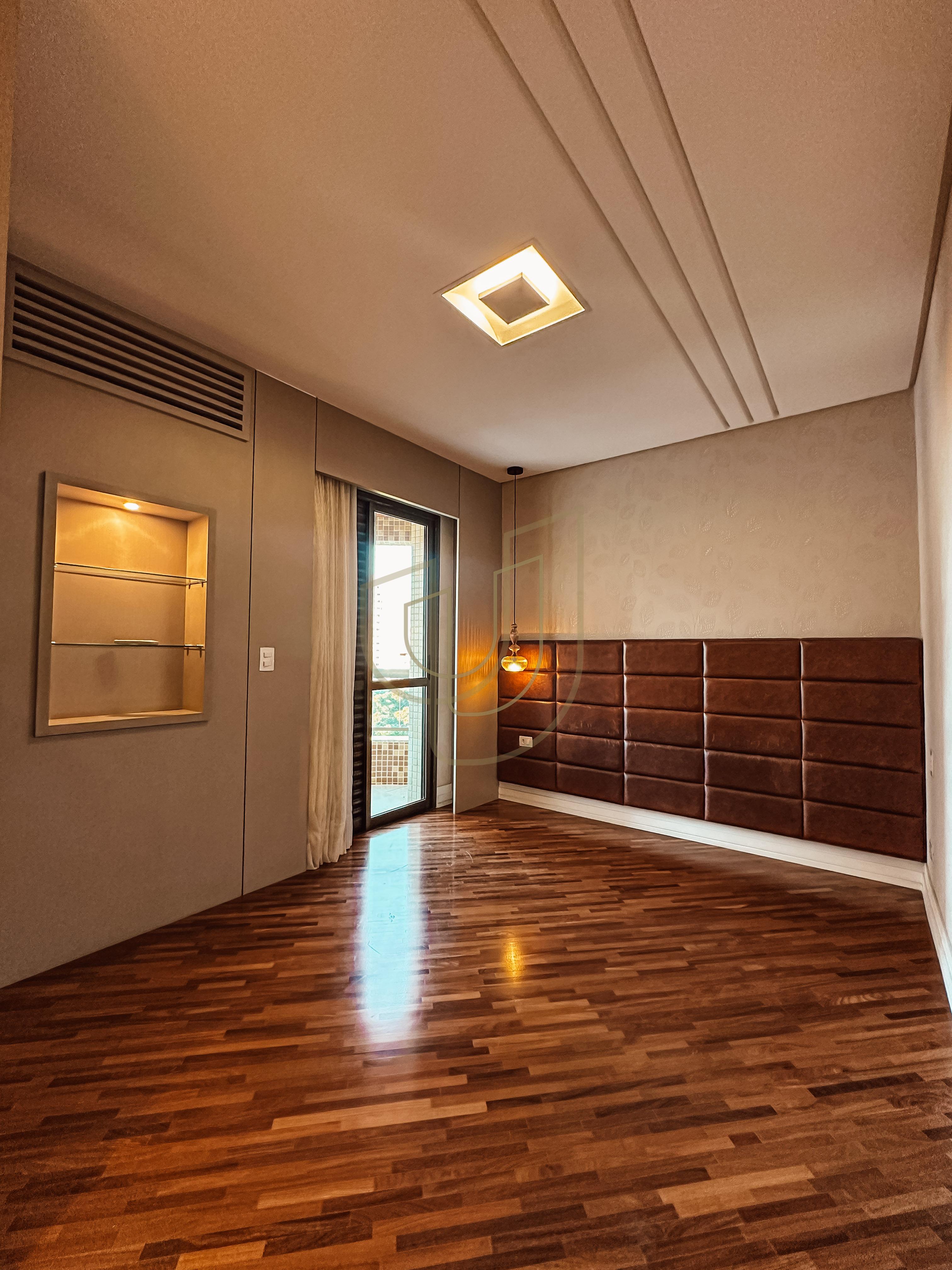 Apartamento com 4 Su&iacute;tes no Condom&iacute;nio Edif&iacute;cio Bonaire Rua Doutor Jorge de Oliveira Coutinho São José dos Campos - 