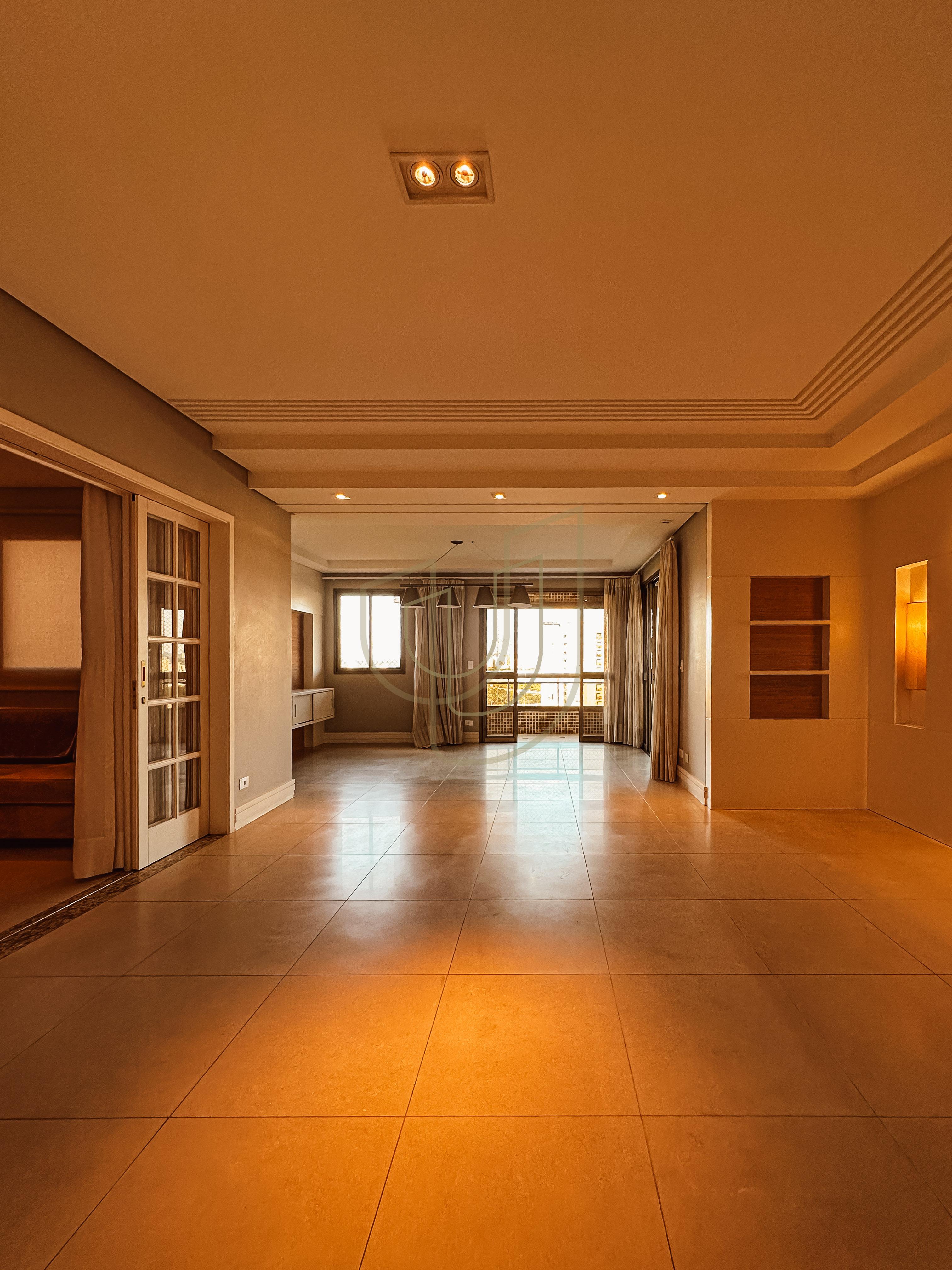 Apartamento com 4 Su&iacute;tes no Condom&iacute;nio Edif&iacute;cio Bonaire Rua Doutor Jorge de Oliveira Coutinho São José dos Campos - 