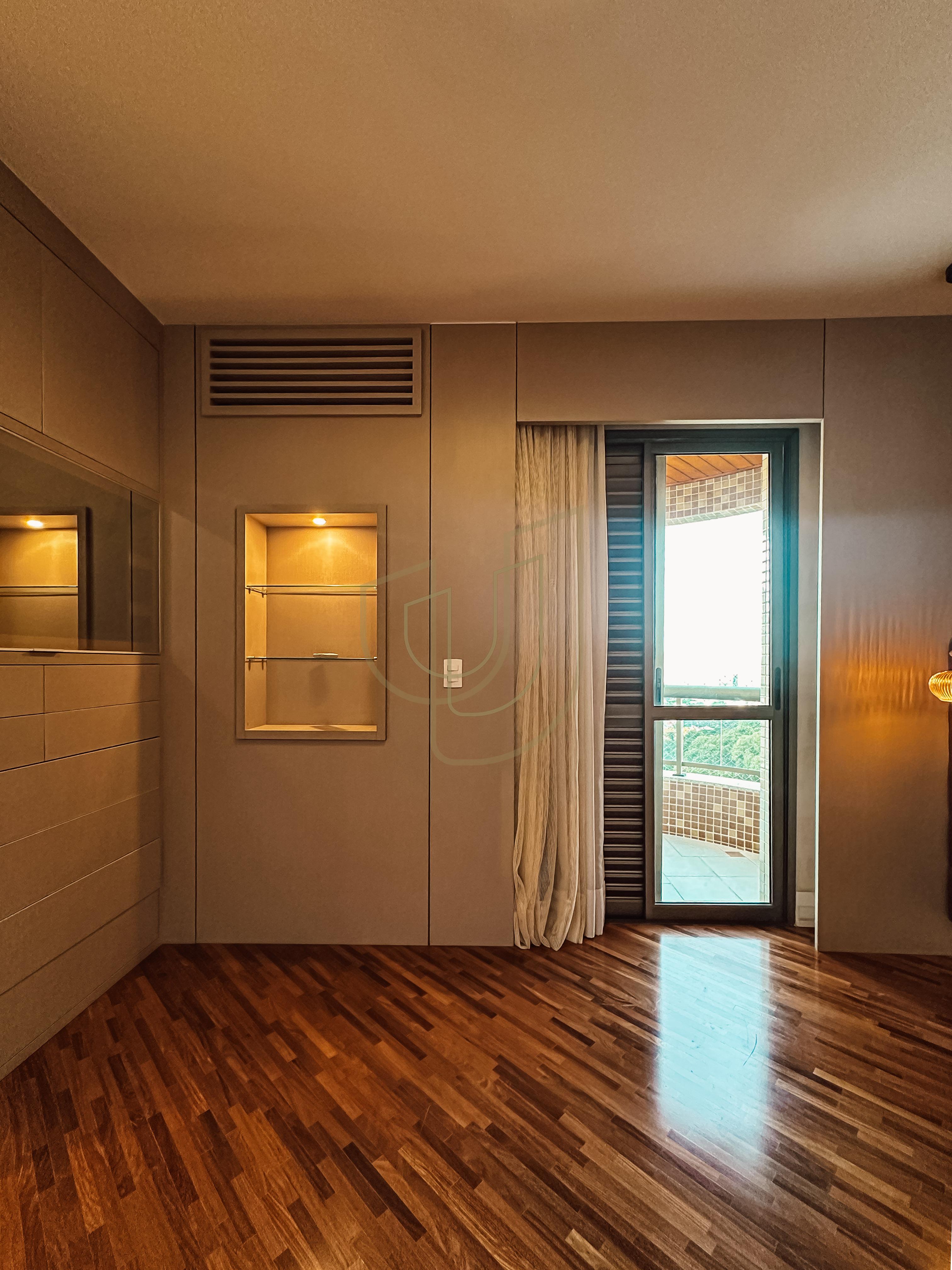 Apartamento com 4 Su&iacute;tes no Condom&iacute;nio Edif&iacute;cio Bonaire Rua Doutor Jorge de Oliveira Coutinho São José dos Campos - 