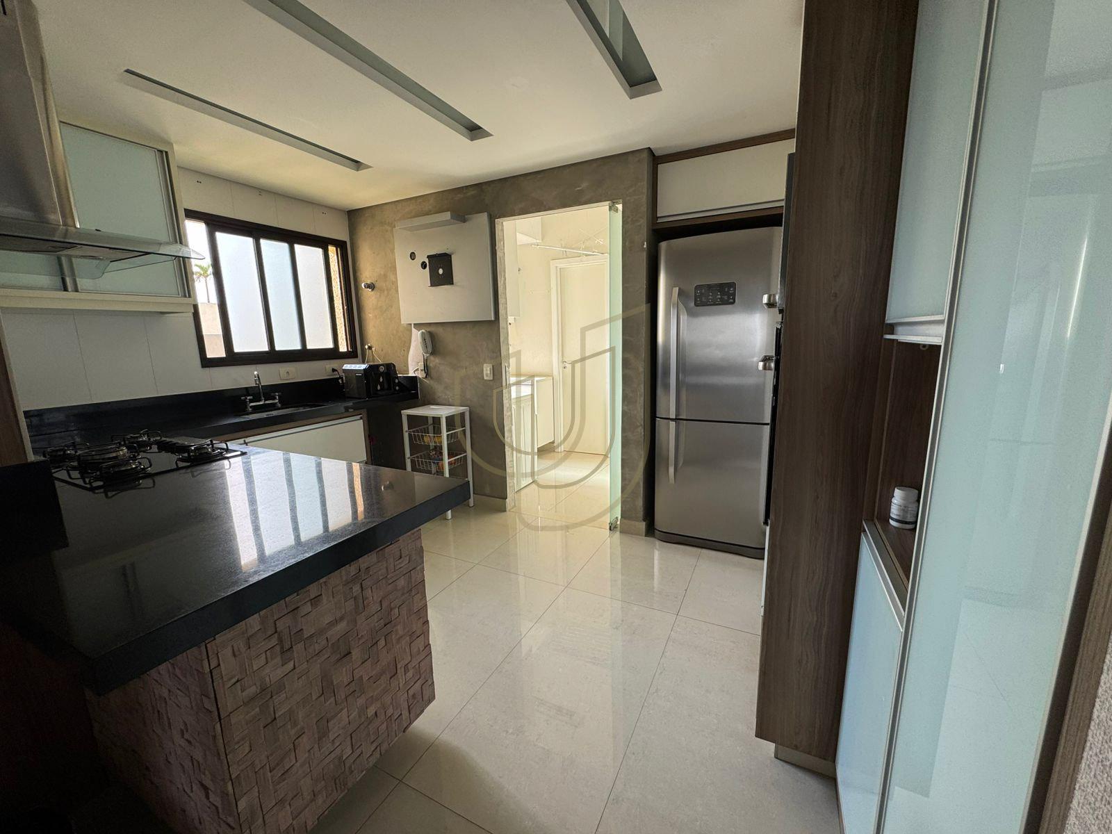 Apartamento com 3 Dormit&oacute;rios no Esplanada Resort Rua Laurent Martins São José dos Campos - 