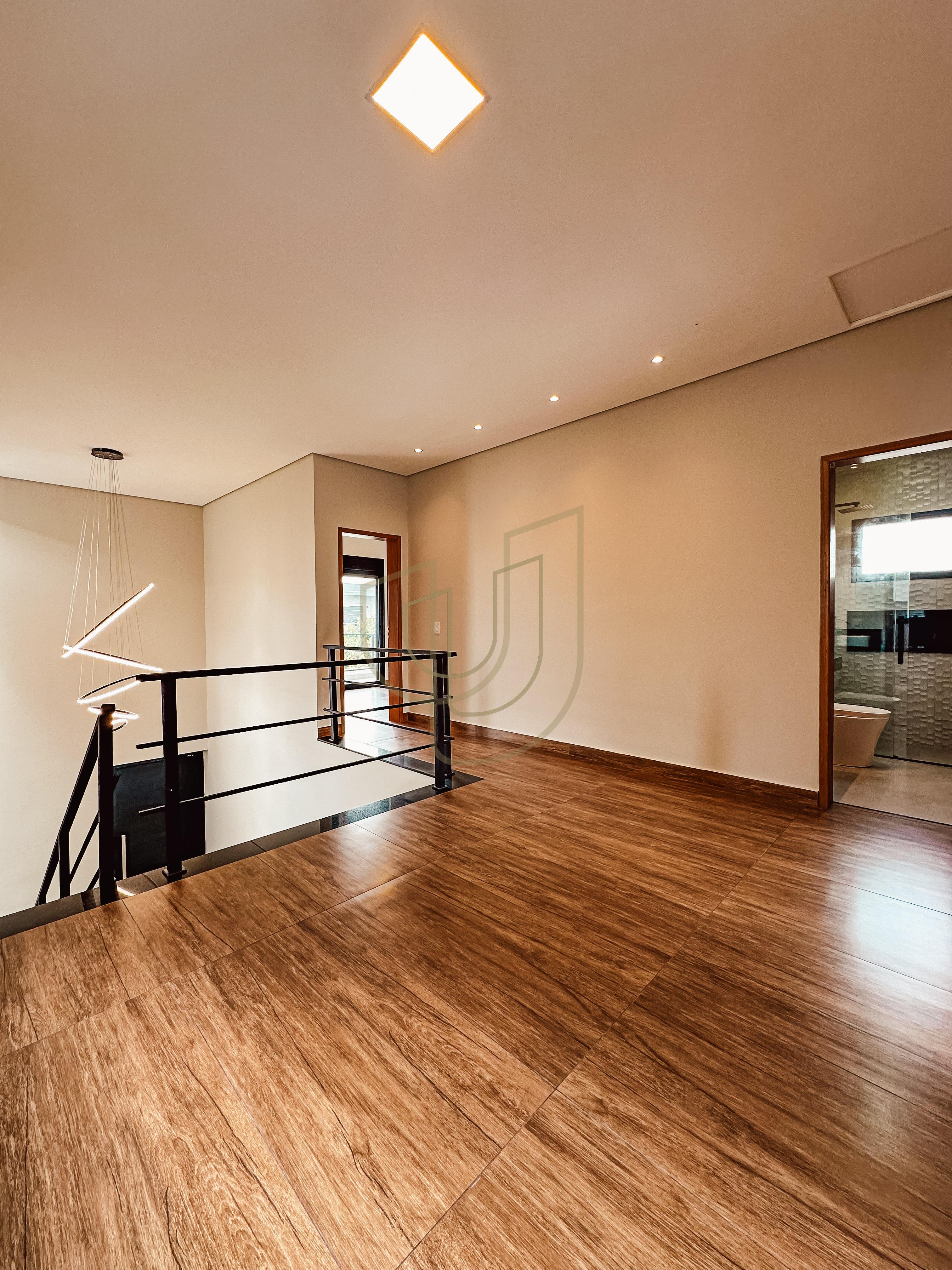 Sobrado com 3 Dormit&oacute;rios no Residencial Foga&ccedil;a Rod. General Euryale de Jesus Zerbine, 59 Jacareí - 