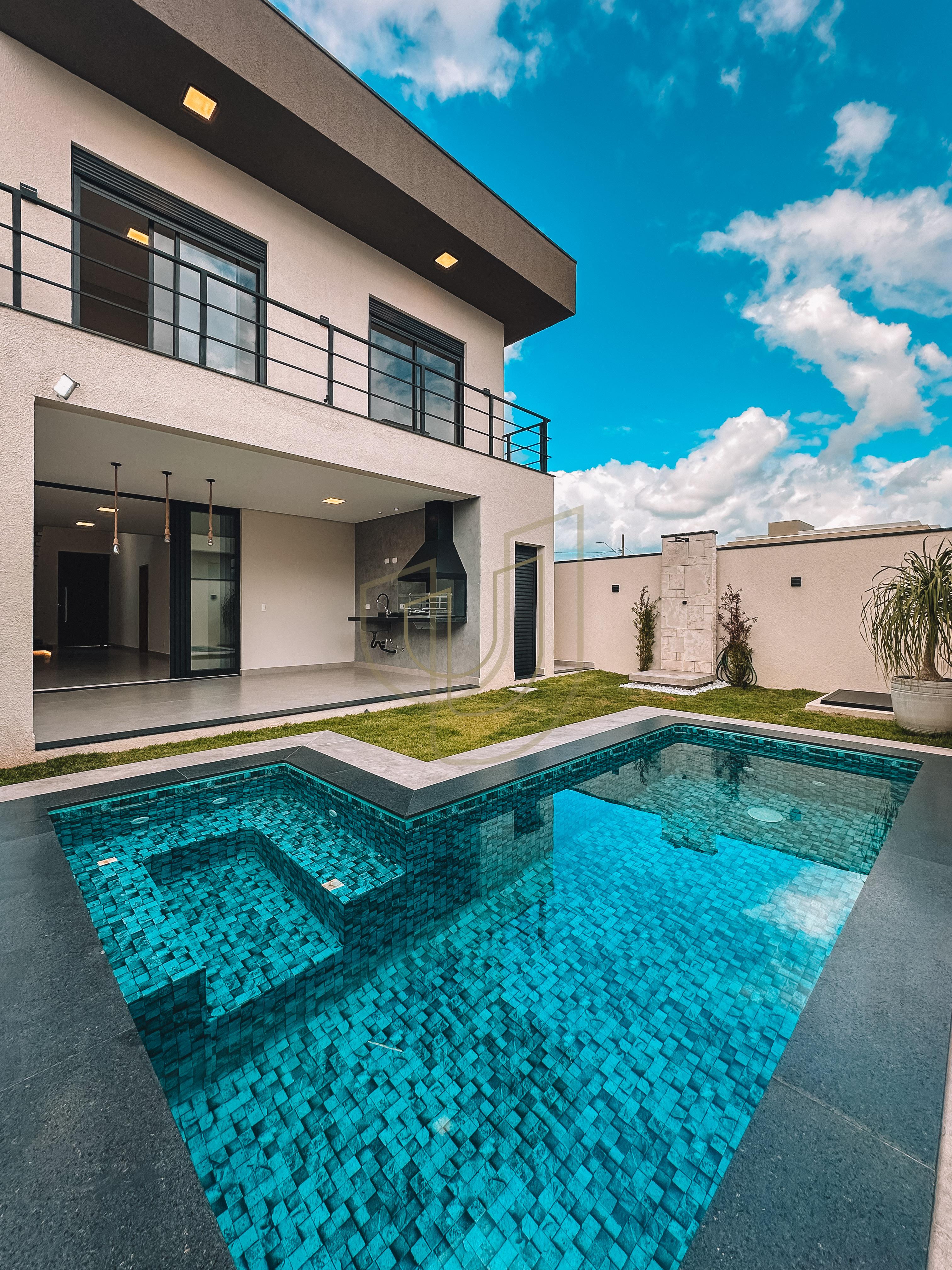 Sobrado com 3 Dormit&oacute;rios no Residencial Foga&ccedil;a Rod. General Euryale de Jesus Zerbine, 59 Jacareí - 