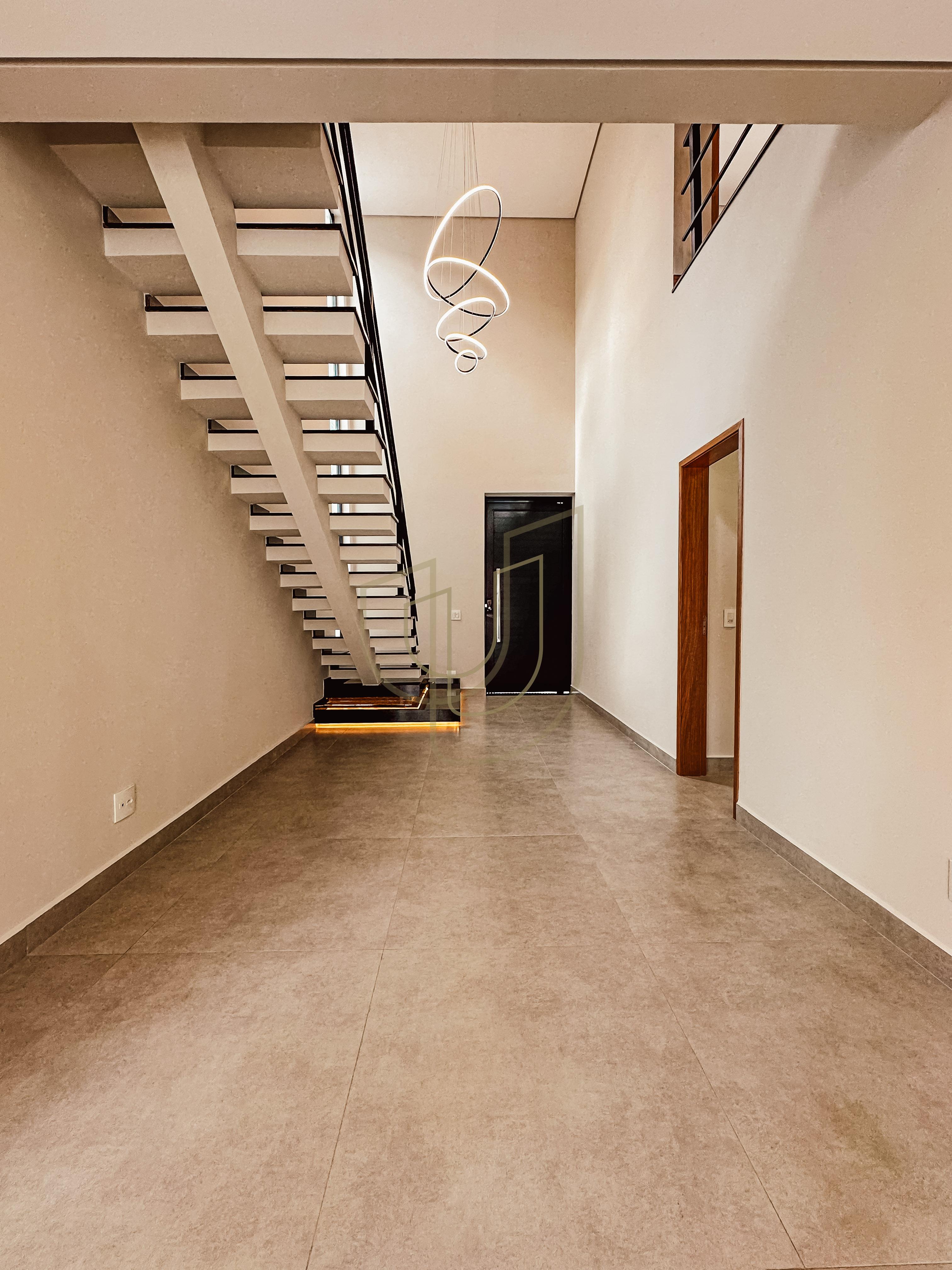 Sobrado com 3 Dormit&oacute;rios no Residencial Foga&ccedil;a Rod. General Euryale de Jesus Zerbine, 59 Jacareí - 