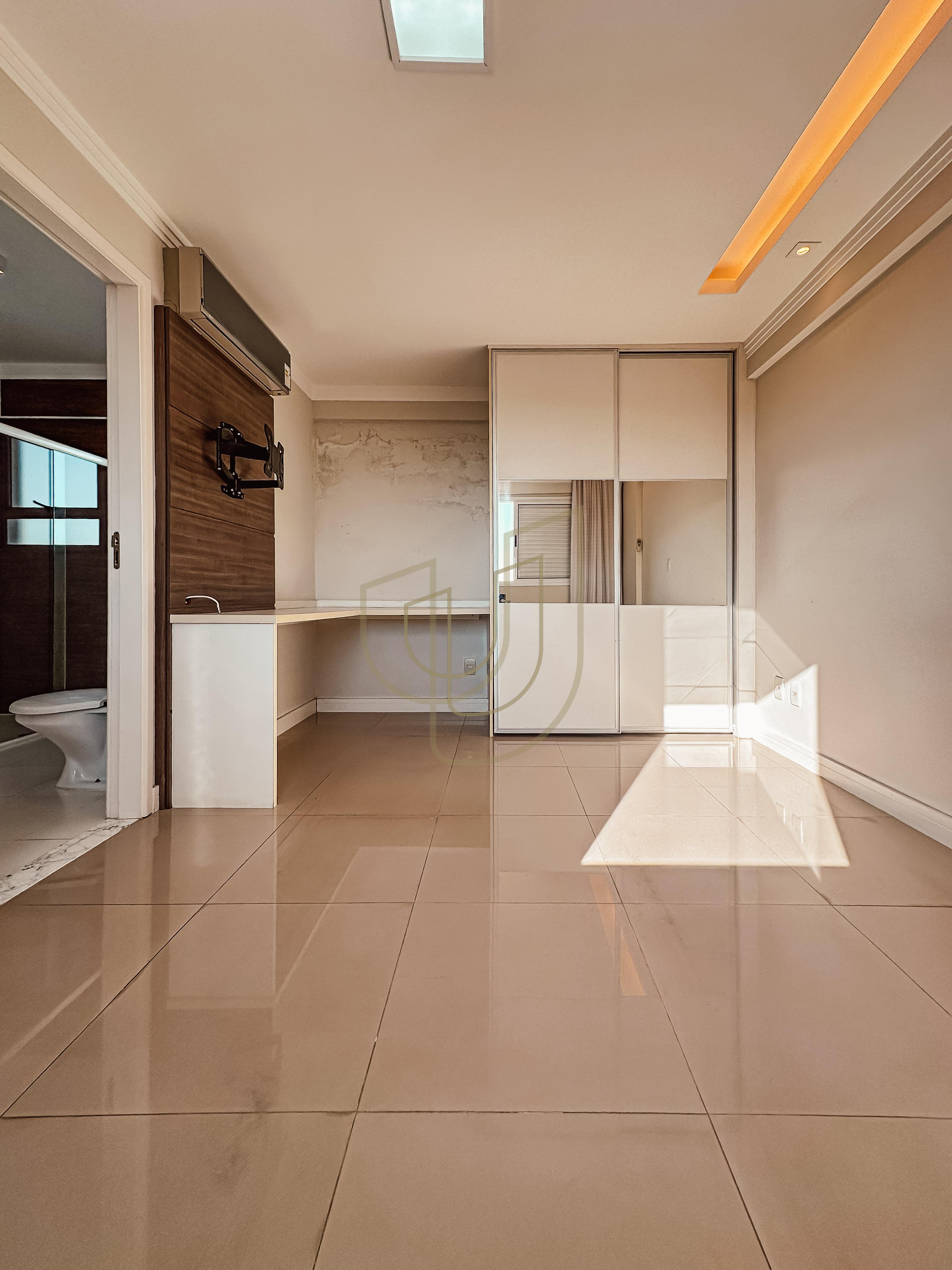 Cobertura Duplex com 4 Su&iacute;tes no Veredas do Sol Rua dos Arenques São José dos Campos - 