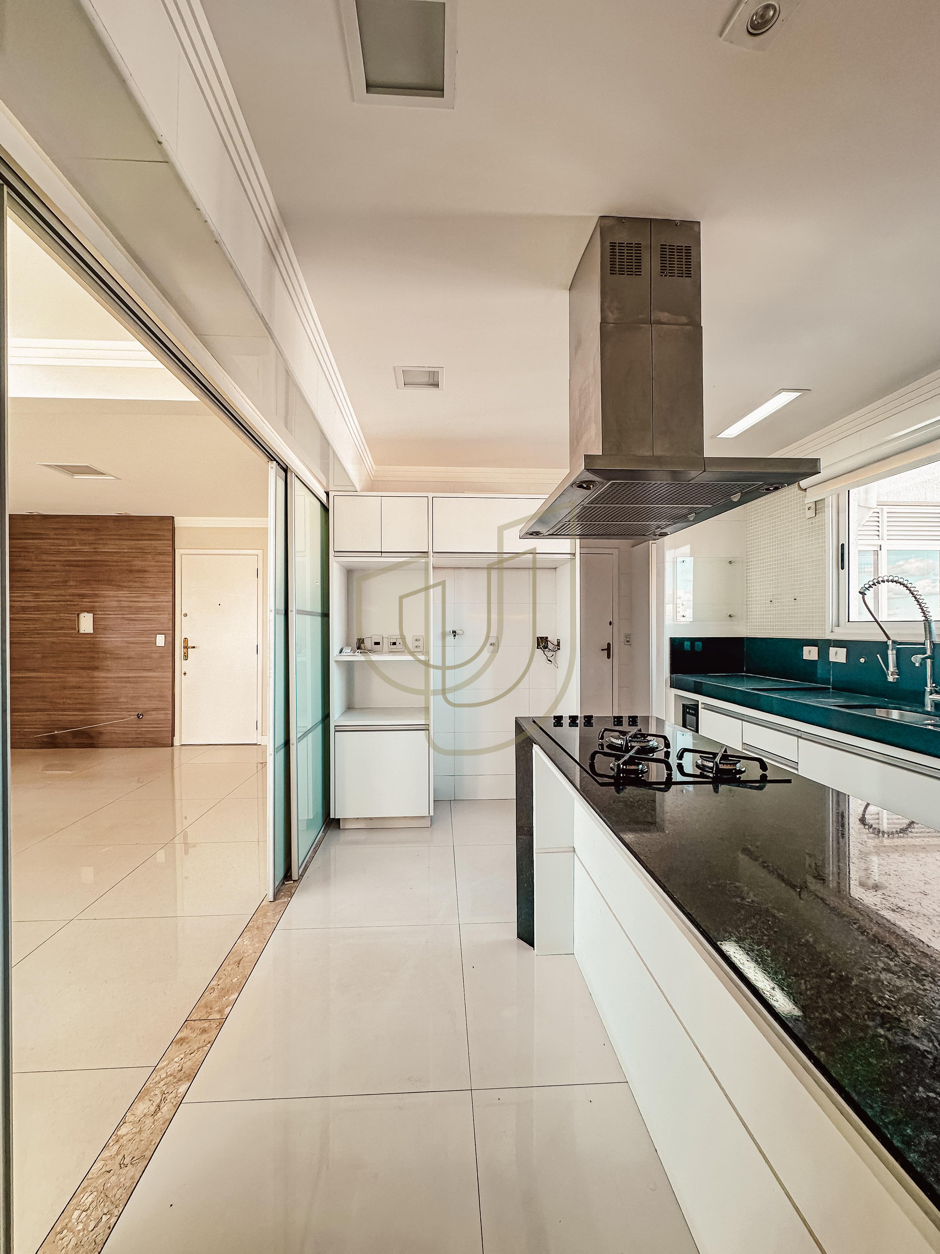 Cobertura Duplex com 4 Su&iacute;tes no Veredas do Sol Rua dos Arenques São José dos Campos - 